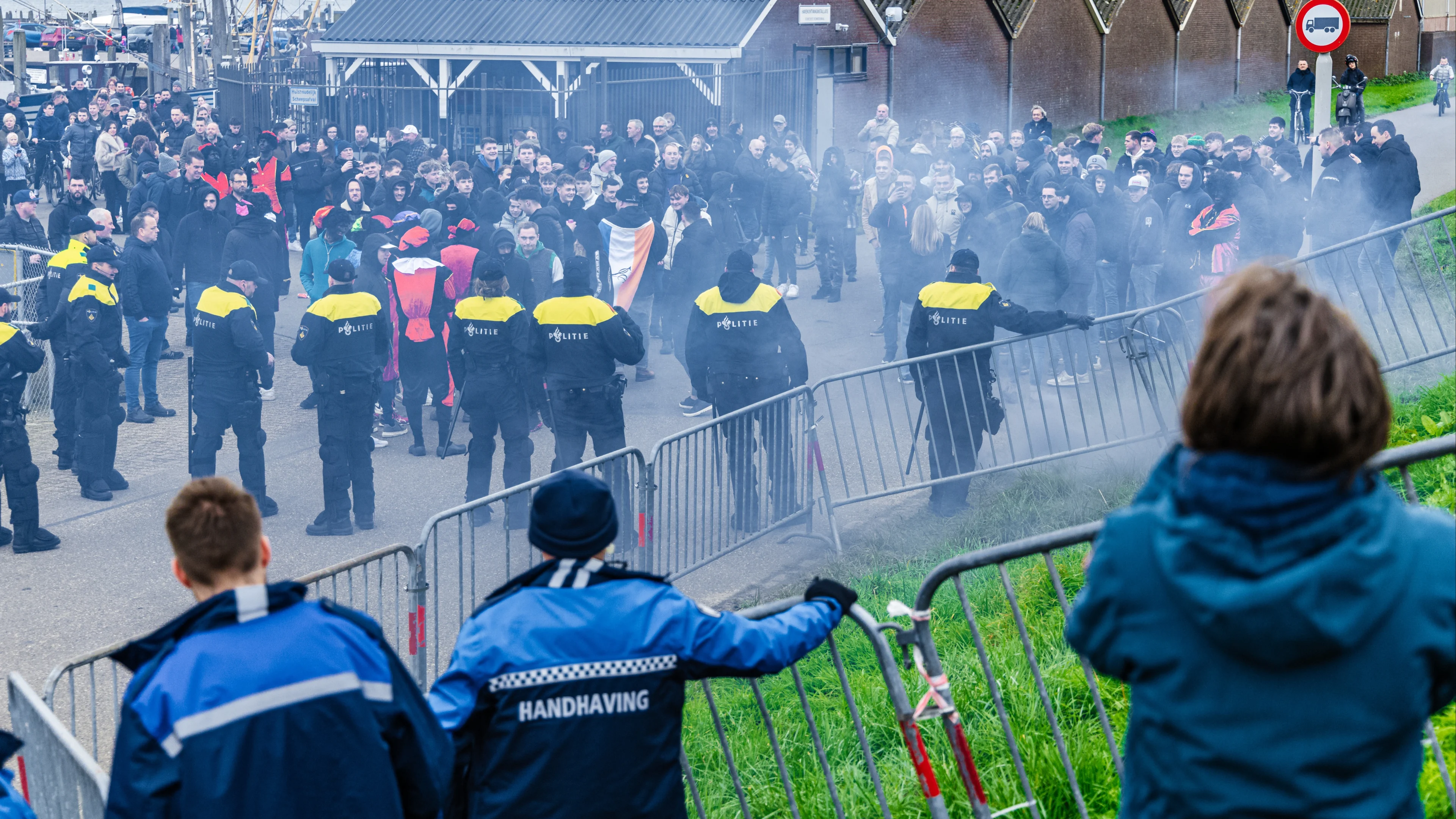 Yerseke bereidt zich voor op protest KOZP rond sinterklaasintocht