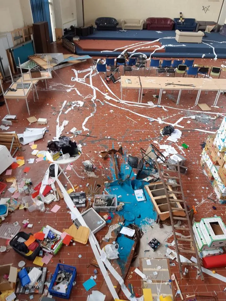 Vandalen vernielen kerk in Middelburg, duizenden euro's schade