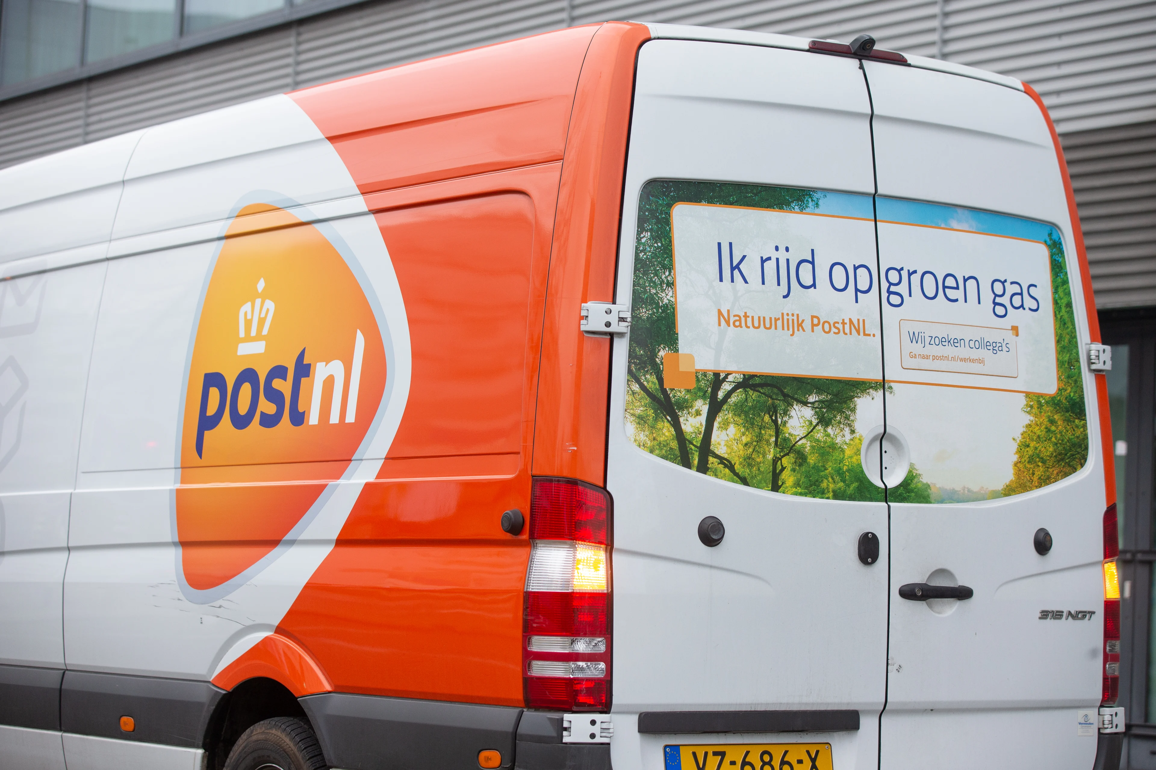 PostNL vraagt overheid om hulp: postbezorging onder druk door stijgende kosten