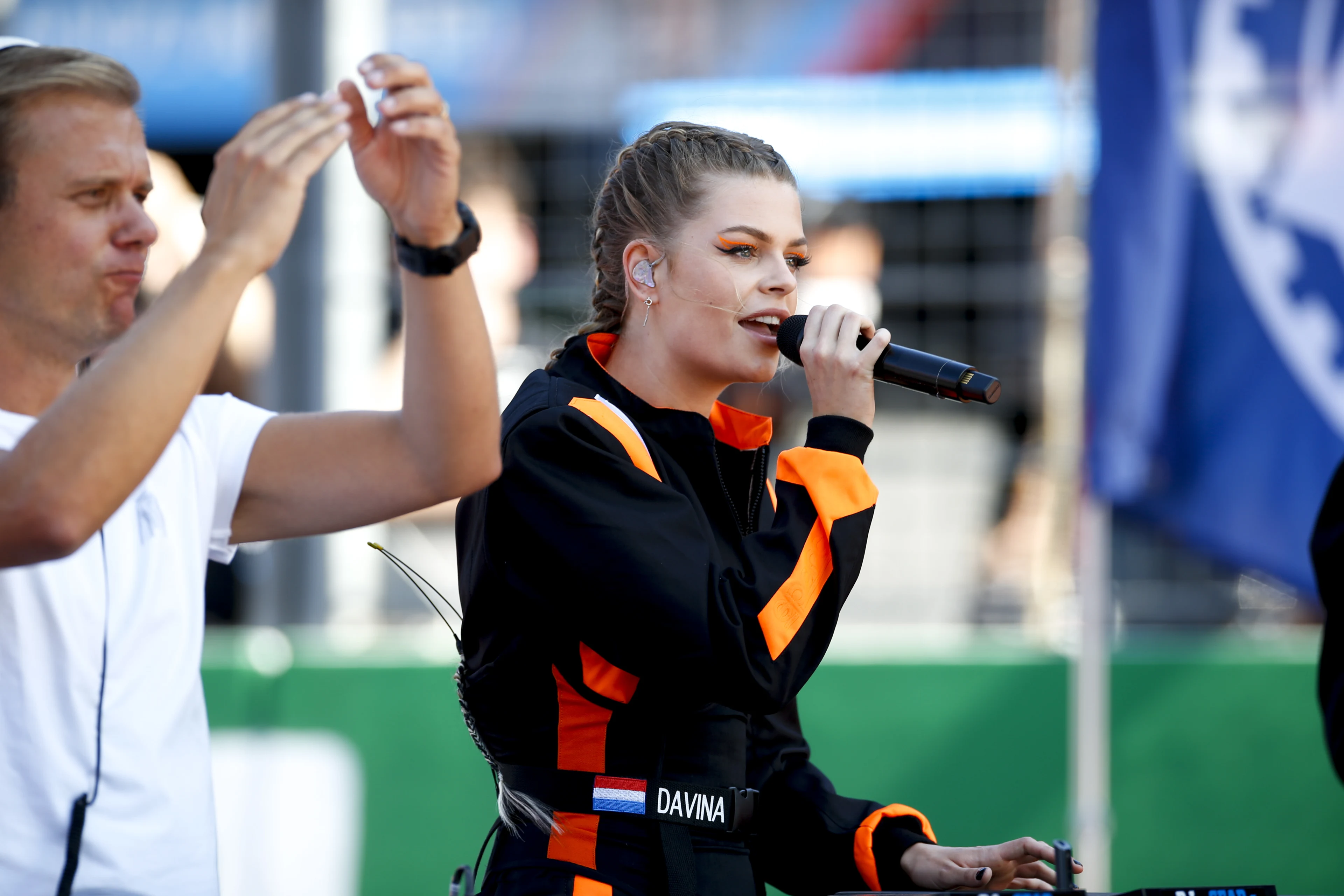 Davina Michelle geeft toe: geen verschil tussen GP Zandvoort en een festival