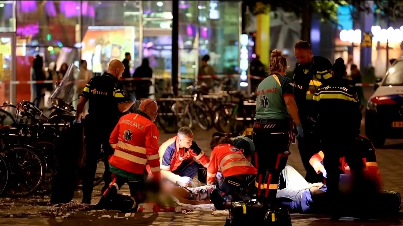 Twee gewonden door schietpartij bij station Bijlmer ArenA