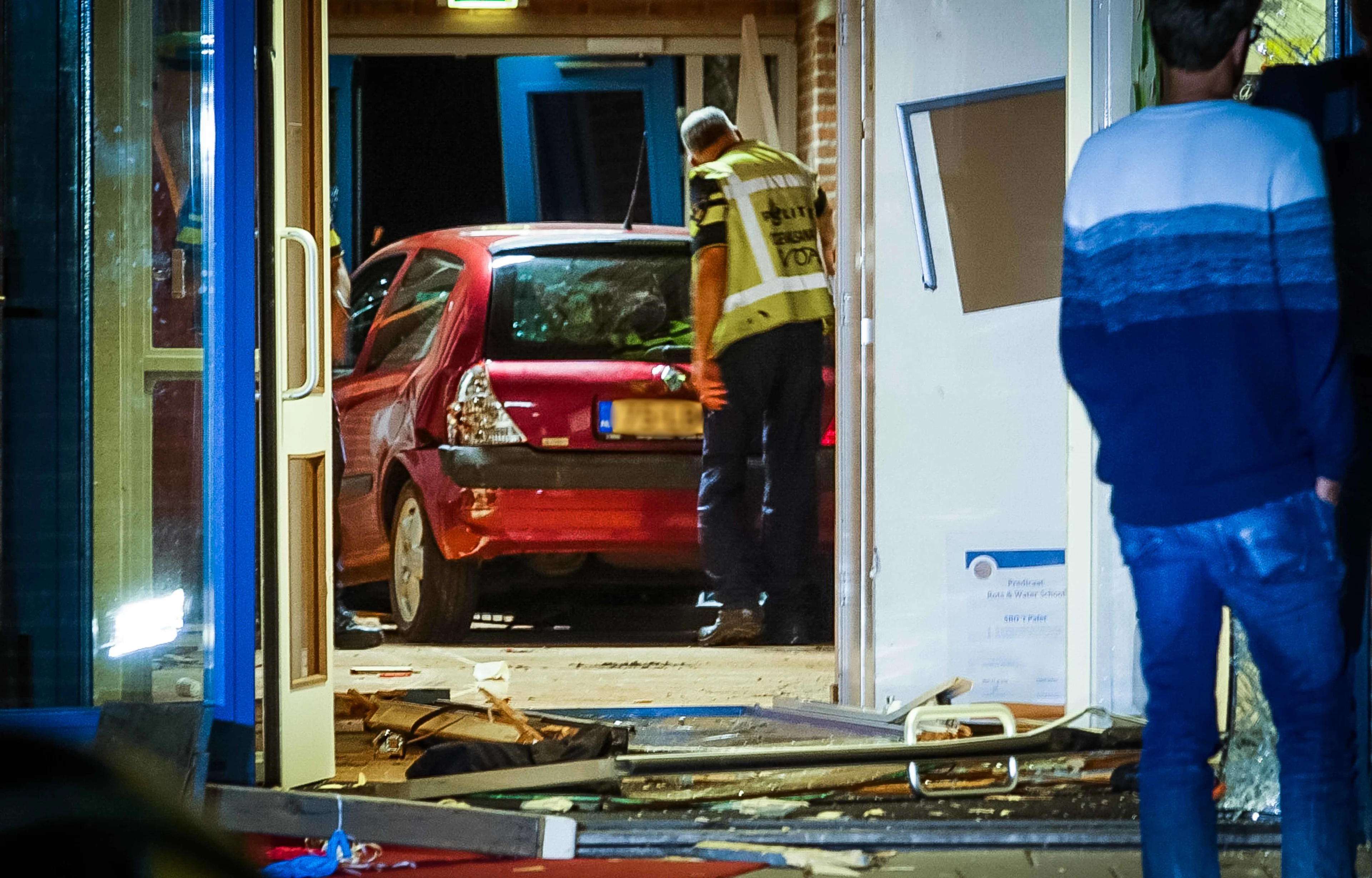 'Vader die basisschool in Grootebroek binnenreed wist niet van eindfeest'