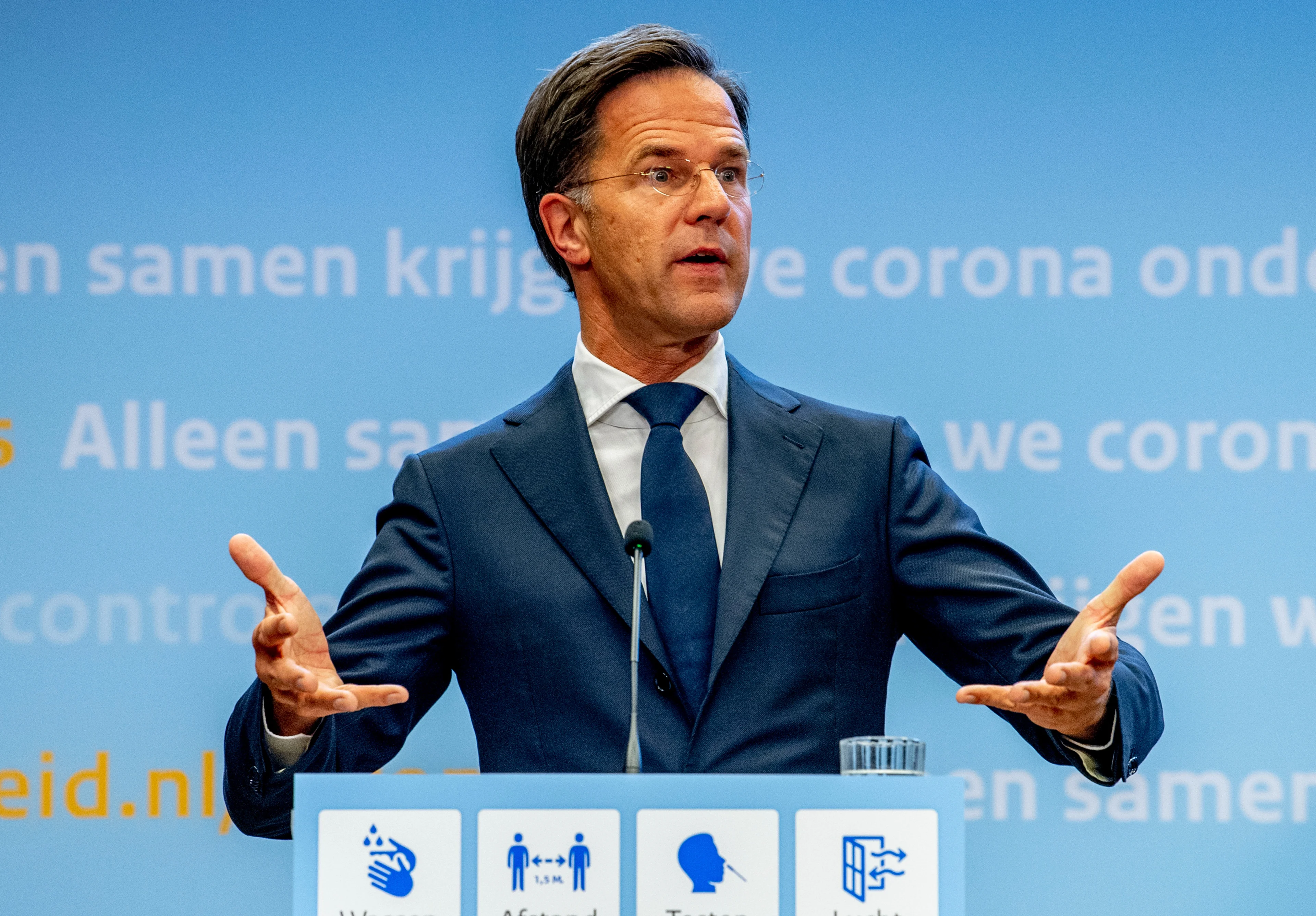 Coronatoegangsbewijs tot tenminste 1 november van kracht, Rutte hoopt dat regel 'zeer tijdelijk' blijft