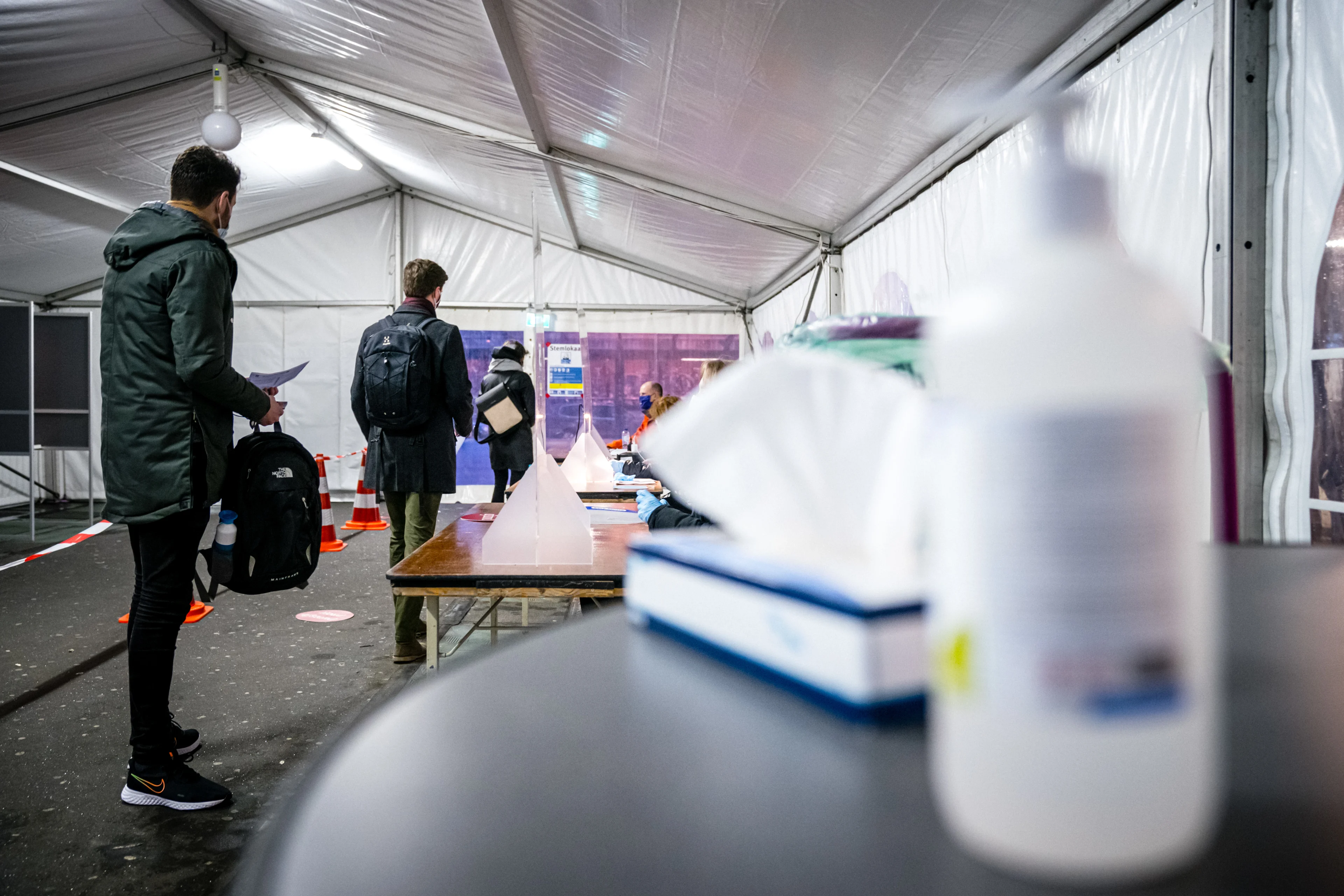 We mogen weer: hier moet je op letten tijdens het stemmen in coronatijd