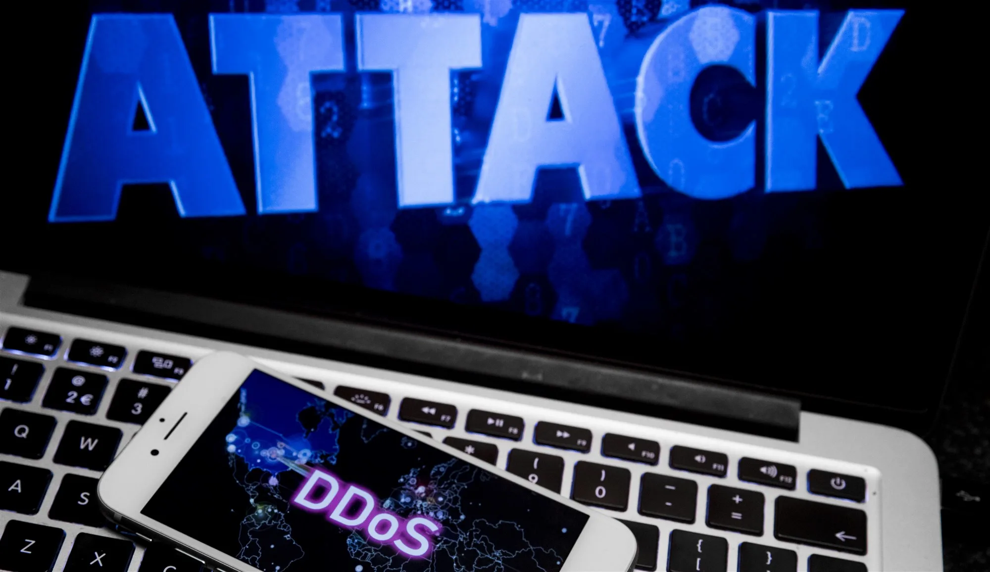Tientallen bedrijven en organisaties slachtoffer van zogenoemde ddos-aanval