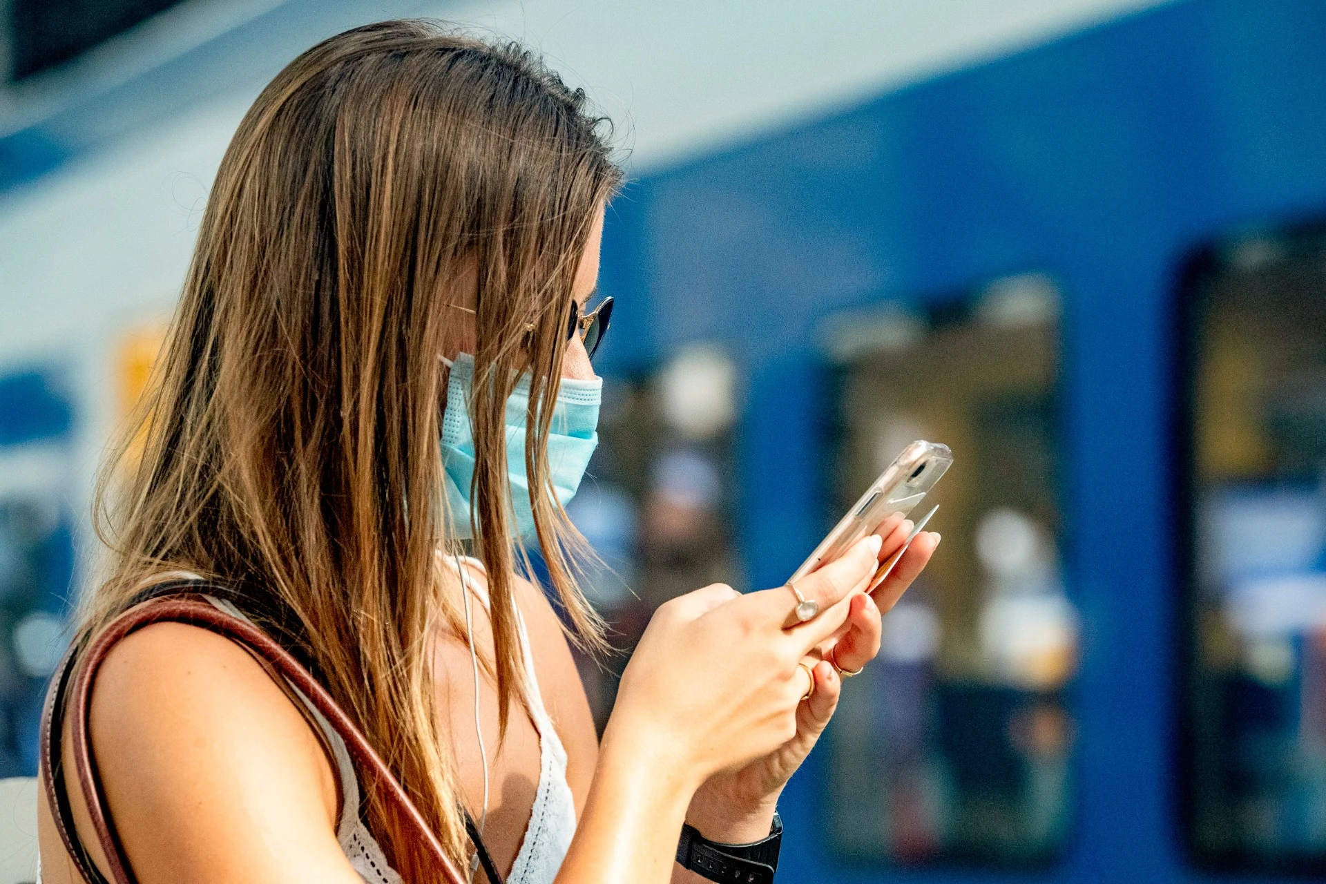 Geen landelijke mondkapjesplicht in het openbaar, mogelijk wél regionaal