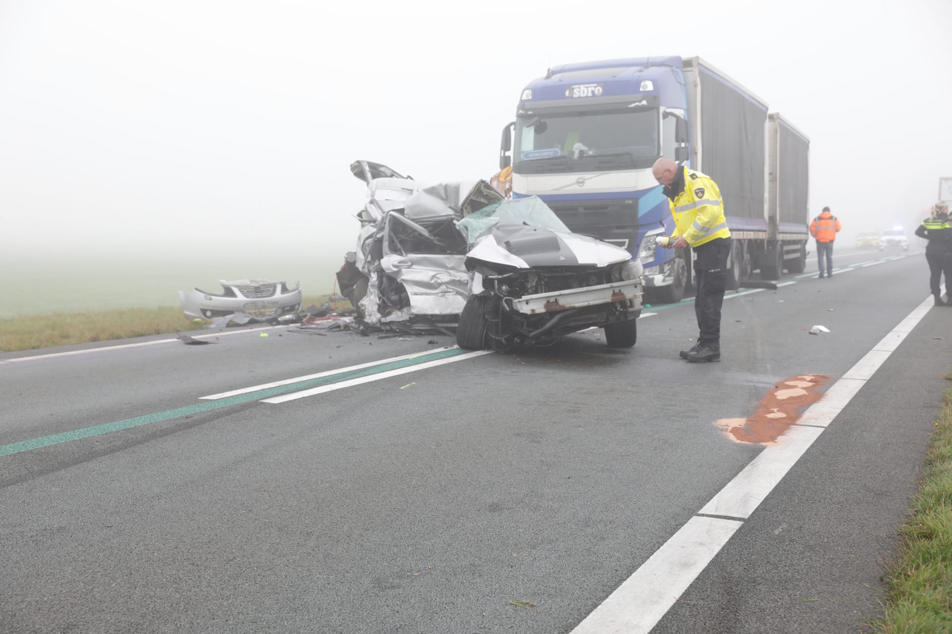 Man (34) overleden bij ongeluk op N36 in Beerzerveld