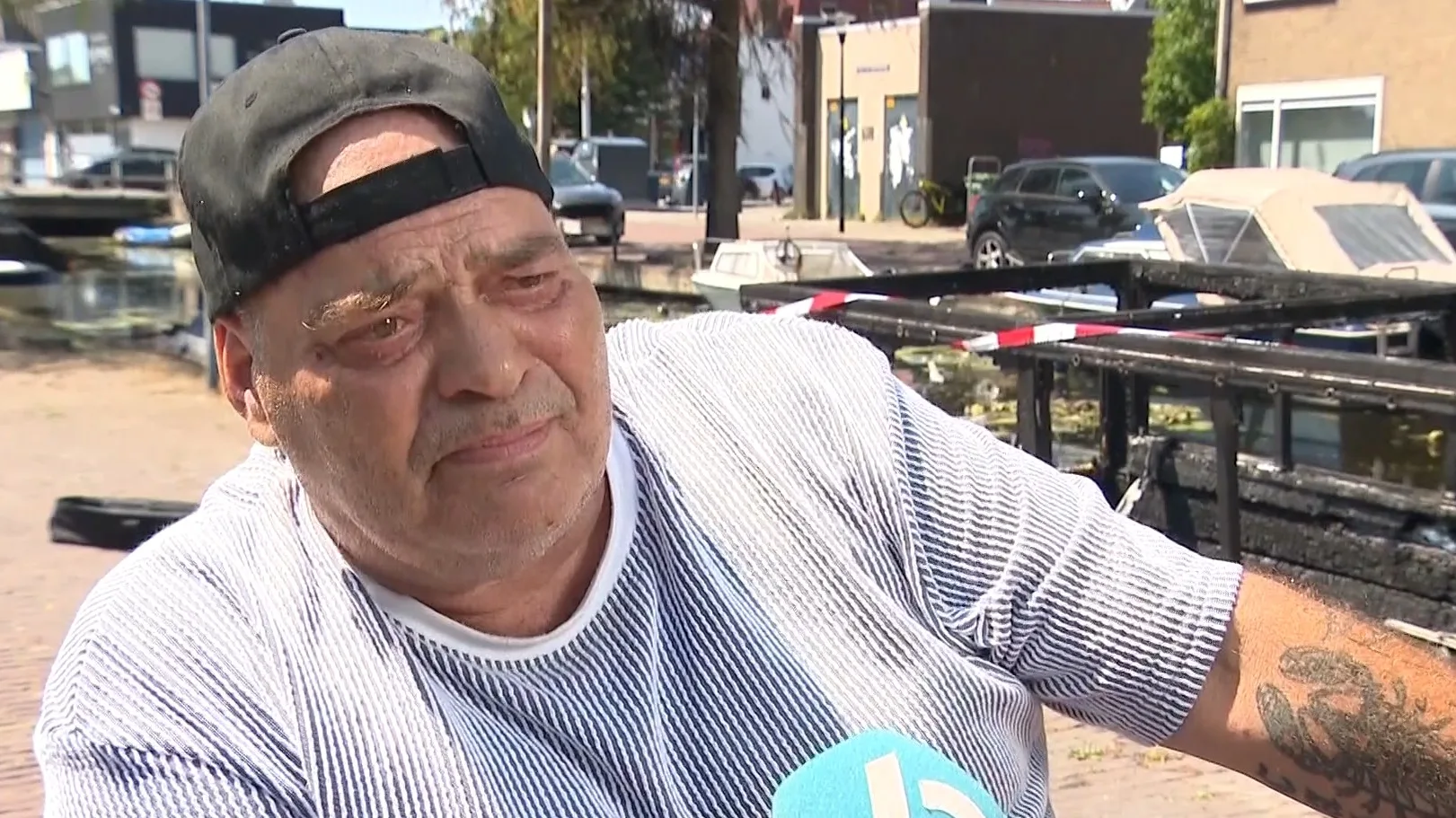 Schipper Ronald ontroerd door steun na afbranden rondvaartboot Maassluis