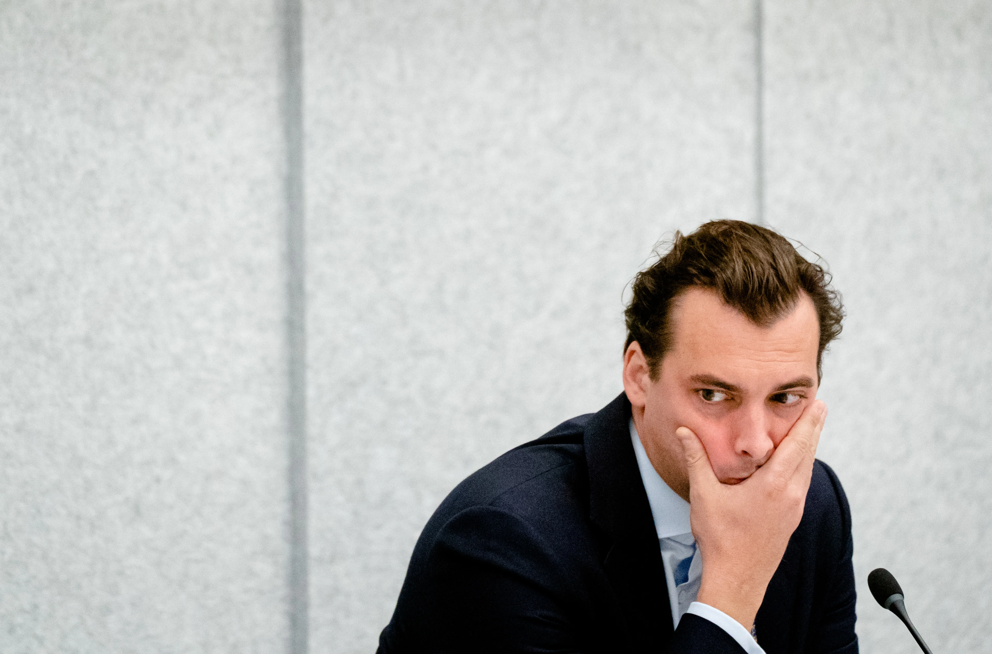 Twitter gaat los op 'gevaccineerde Thierry Baudet' met #Thierryisgevaccineerd