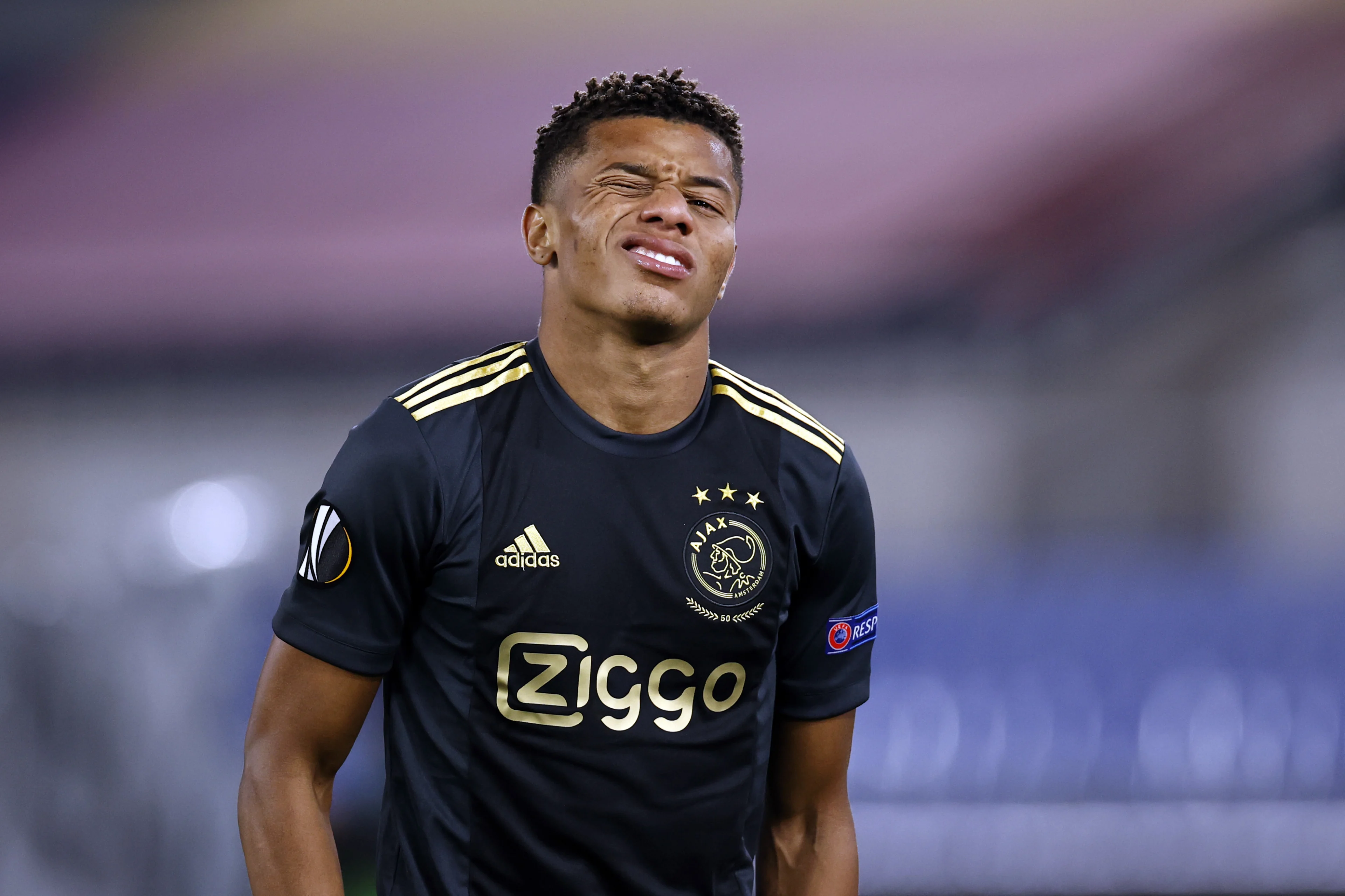'Ajax-aanvaller Neres opgepakt bij illegaal feest in São Paulo'