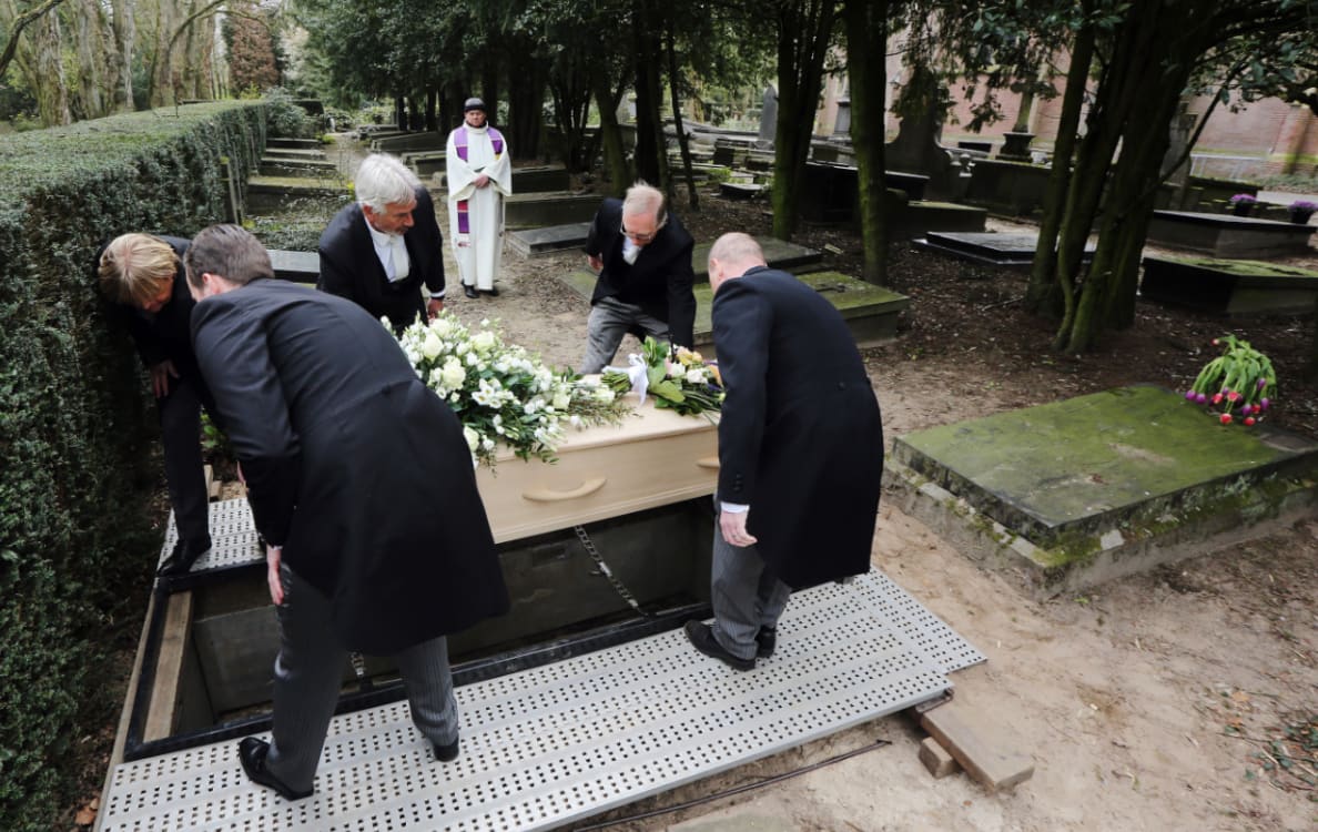Sterftecijfer in Nederland voor het eerst sinds coronapiek weer lager dan 'normaal'