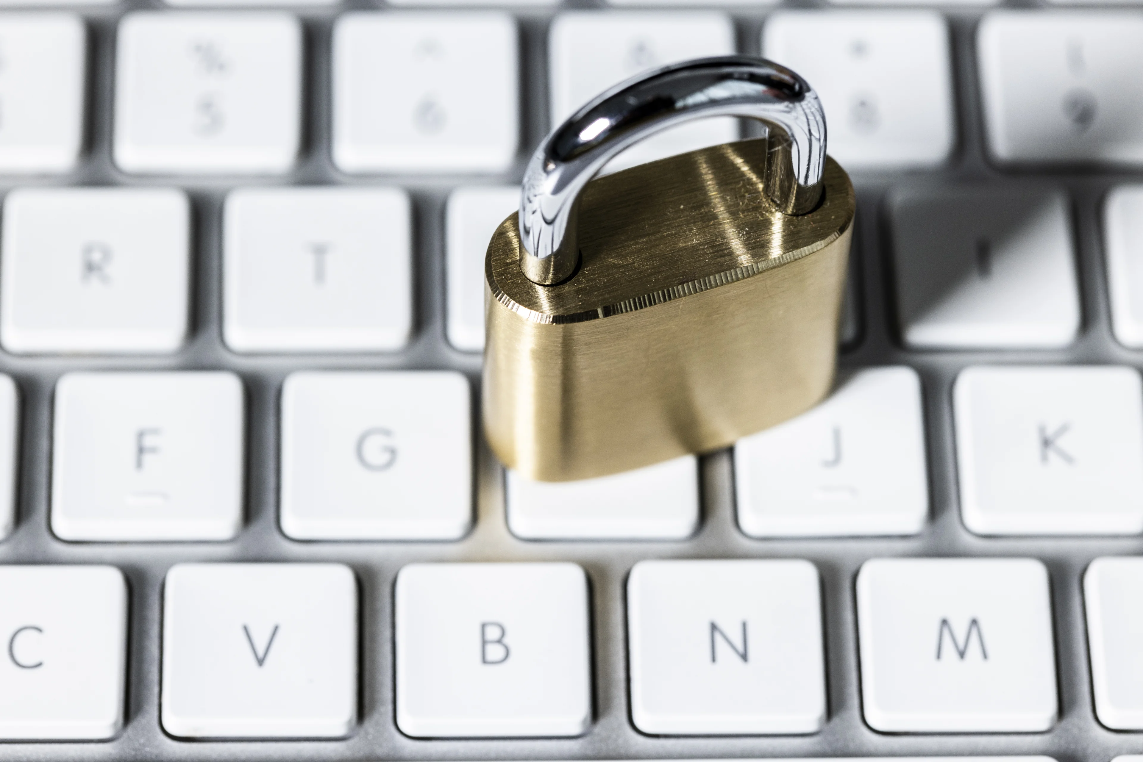 Drie gemeenten willen gewelddadige jongeren blokkeren van sites en social media