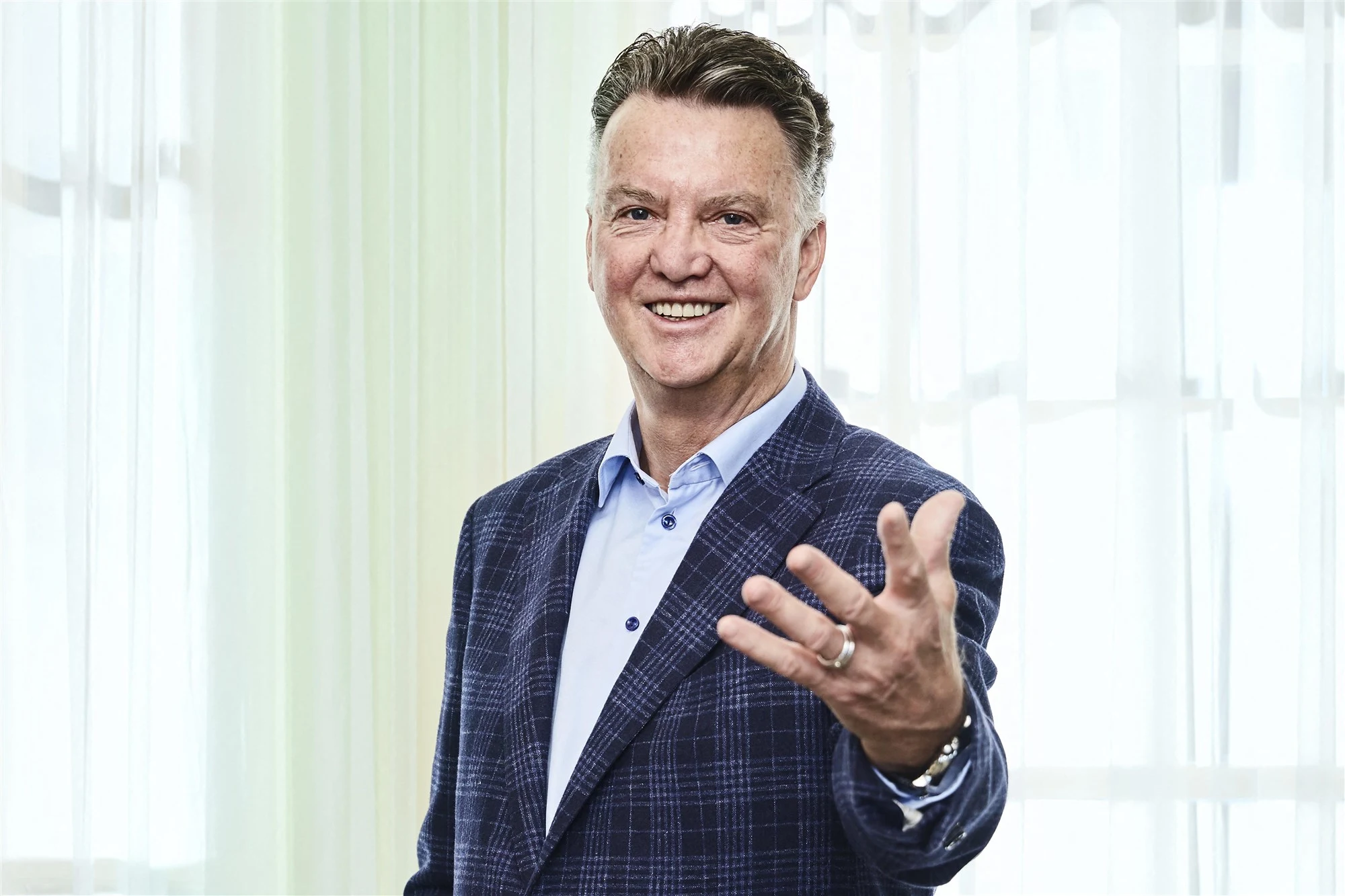 Louis van Gaal: niet veel profvoetballers zijn homo
