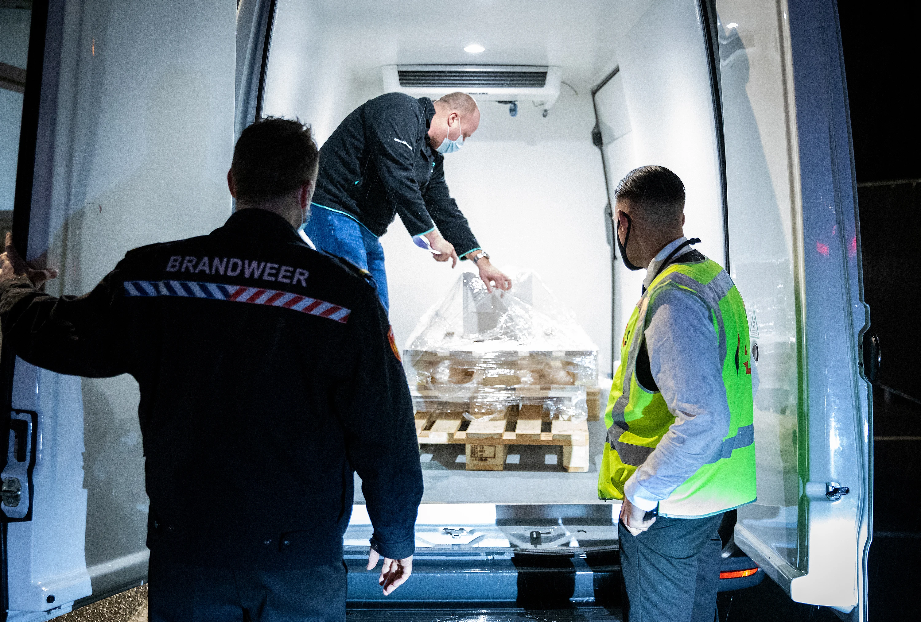 LIVEBLOG | Aantal coronapatiënten in ziekenhuizen daalt weer