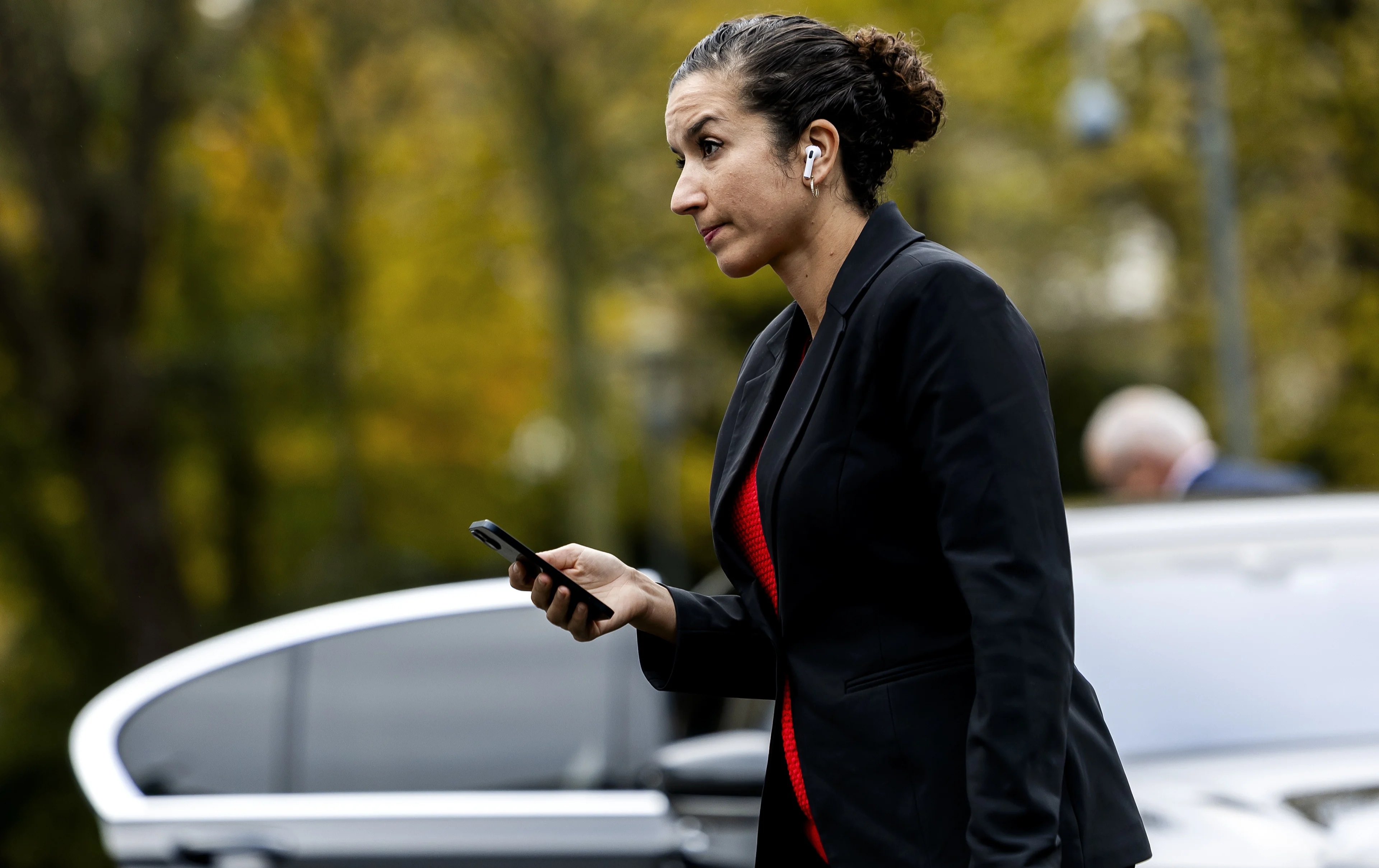 Staatssecretaris Achahbar geeft toelichting op ontslag: 'Met pijn in hart'