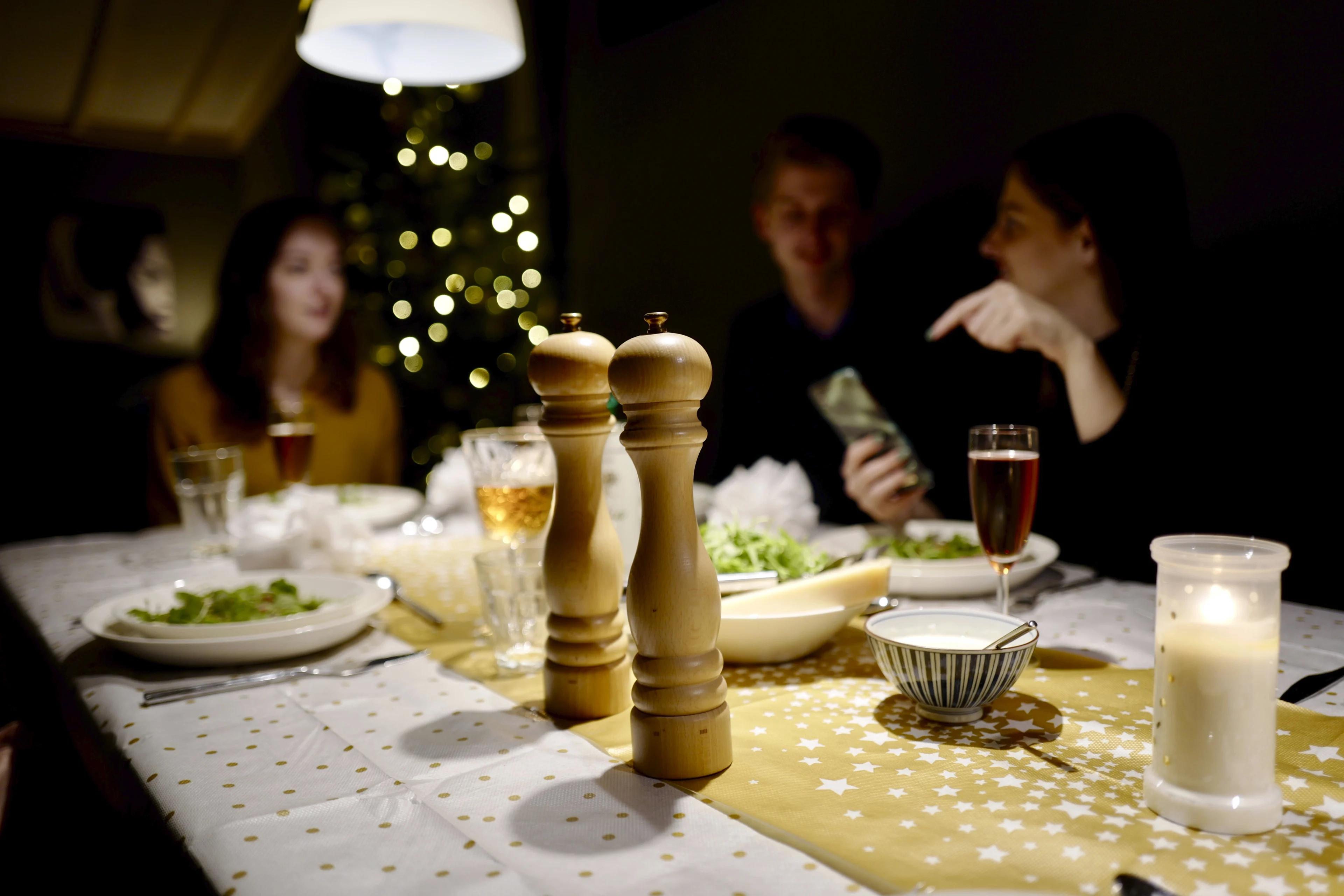Een op de vijf Nederlanders is niet van plan zich aan de coronaregels te houden tijdens de kerst