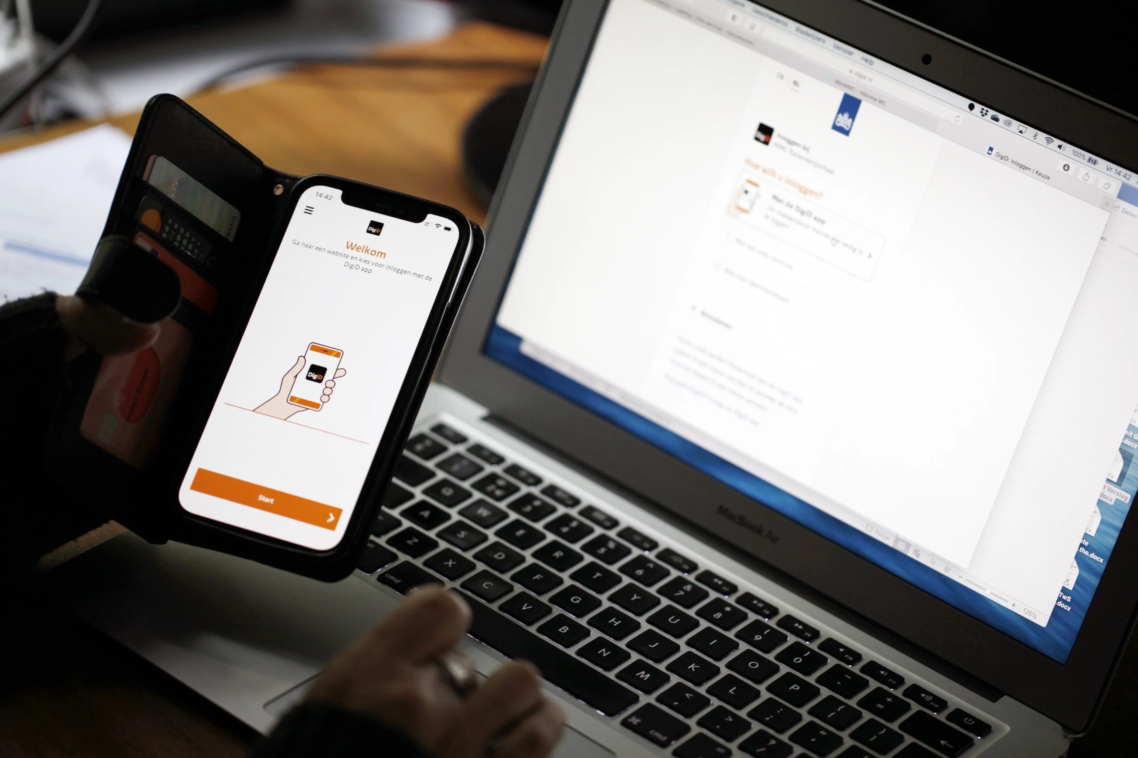 Nog eens ruim twintig mensen opgepakt om fraude met coronasteun