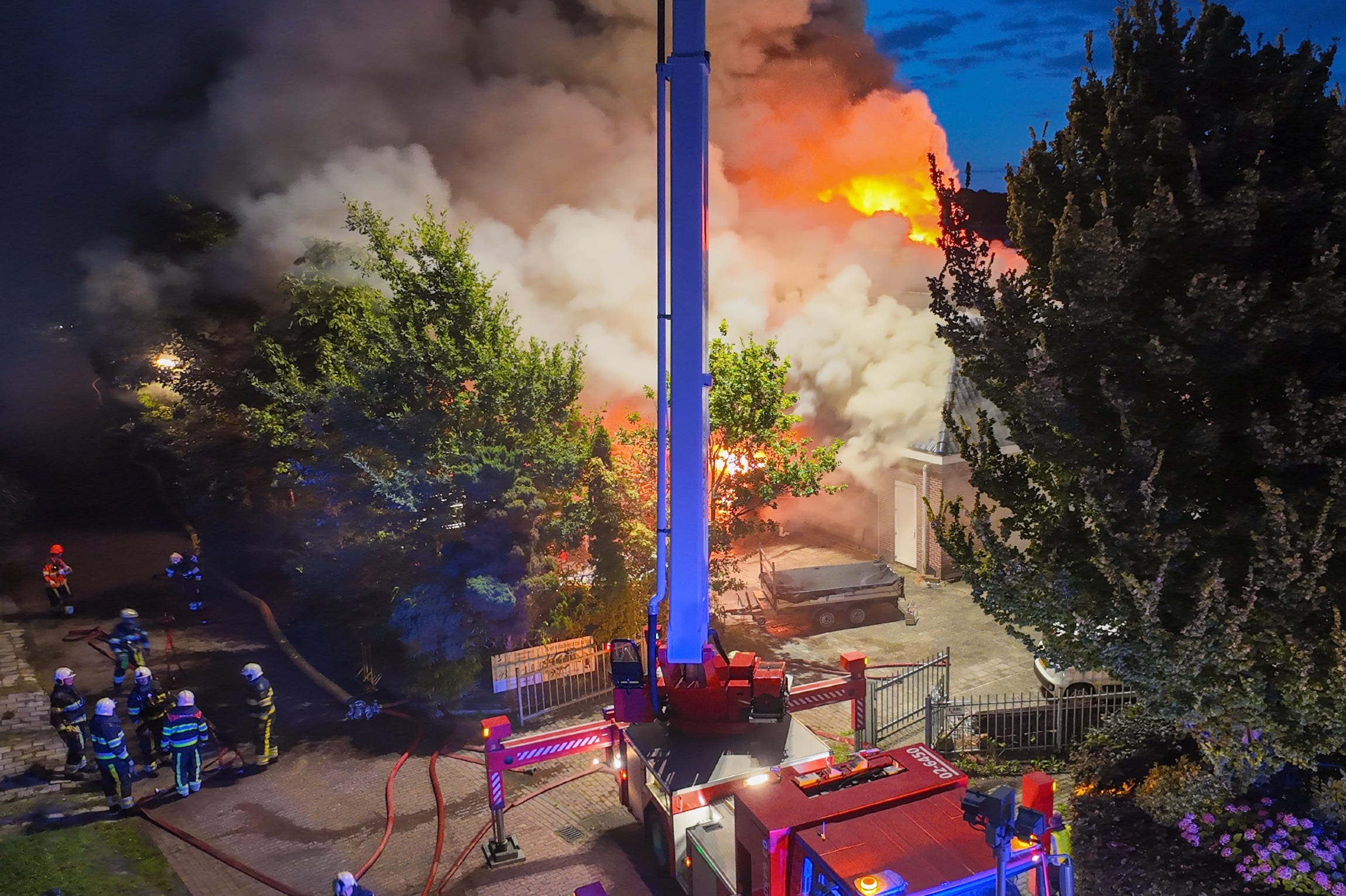 Grote brand in centrum Heerenveen onder controle: 'Alles is weg'