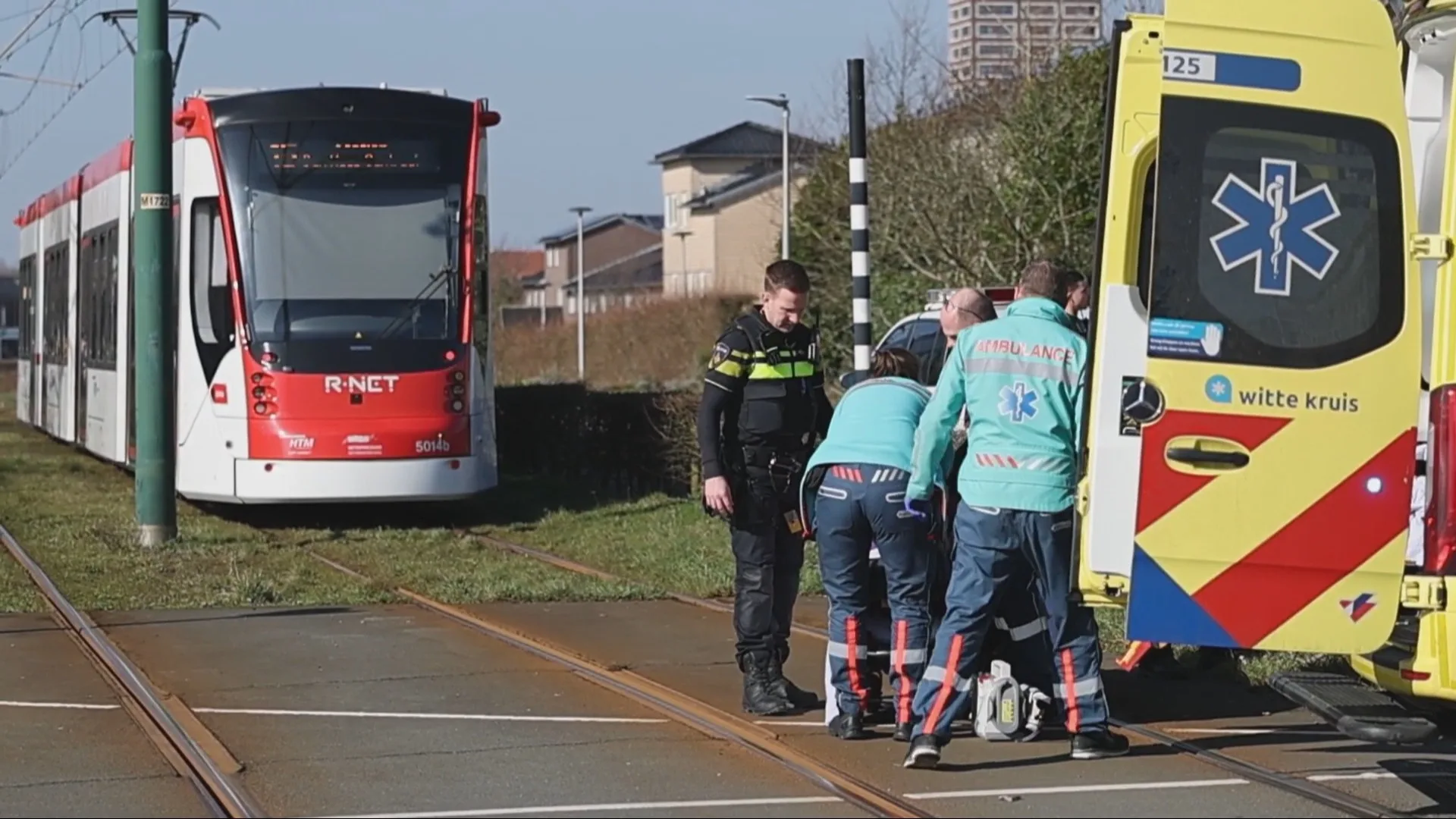 Wielrenner gewond na botsing met tram in Nootdorp