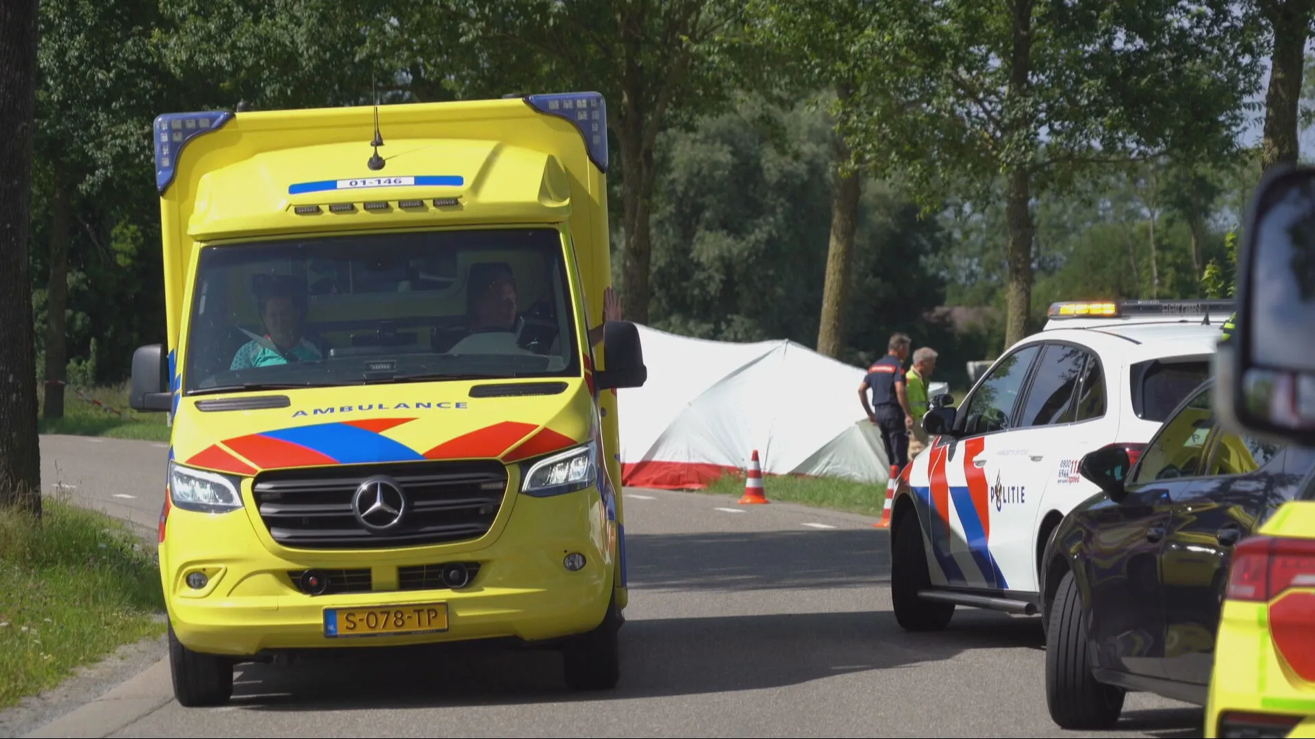 Motorrijder (73) uit Groningen overlijdt bij ongeluk in Den Ham