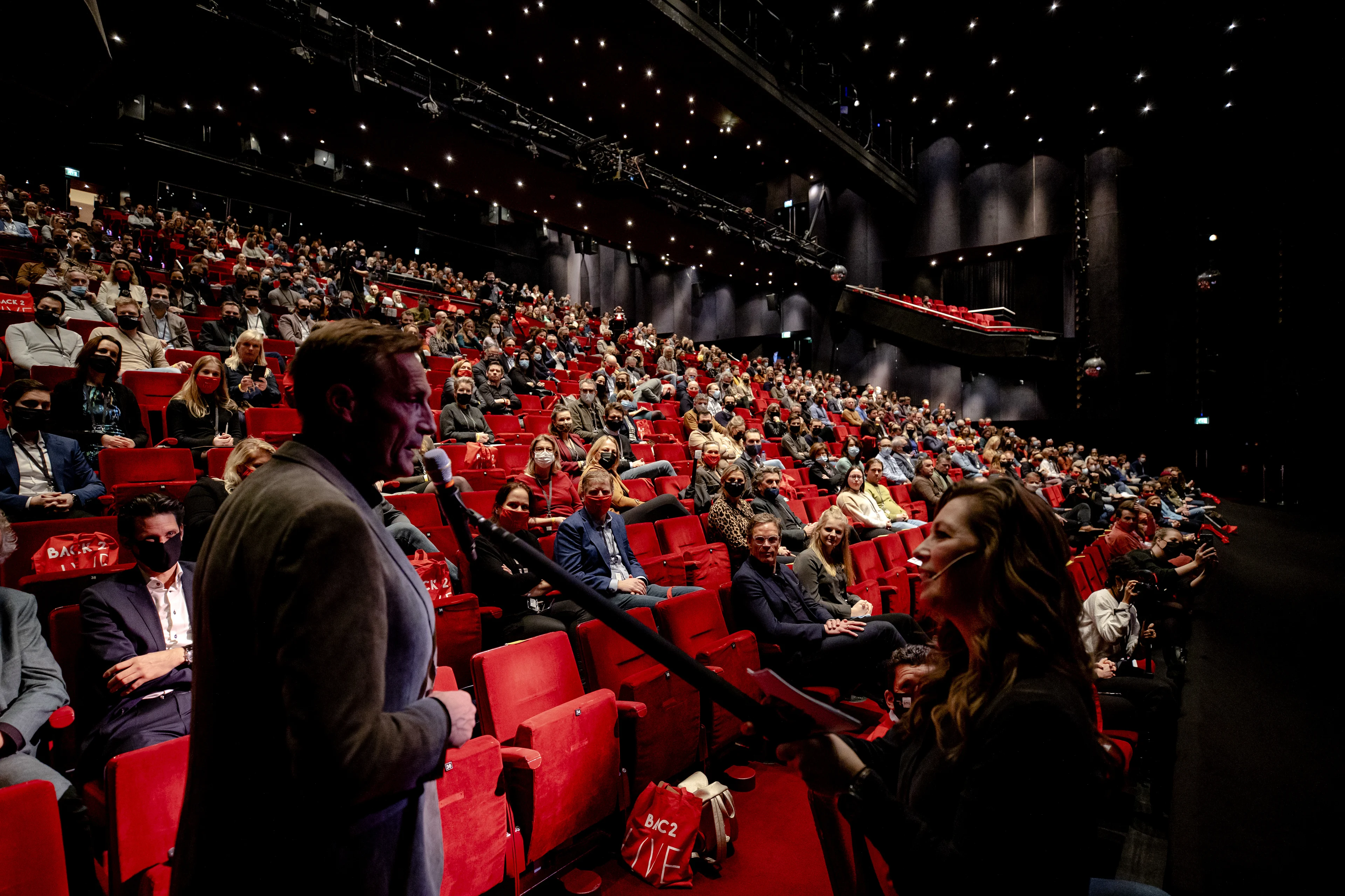 Bijna álle bezoekers eerste Fieldlab-evenementen hielden zich aan maatregelen