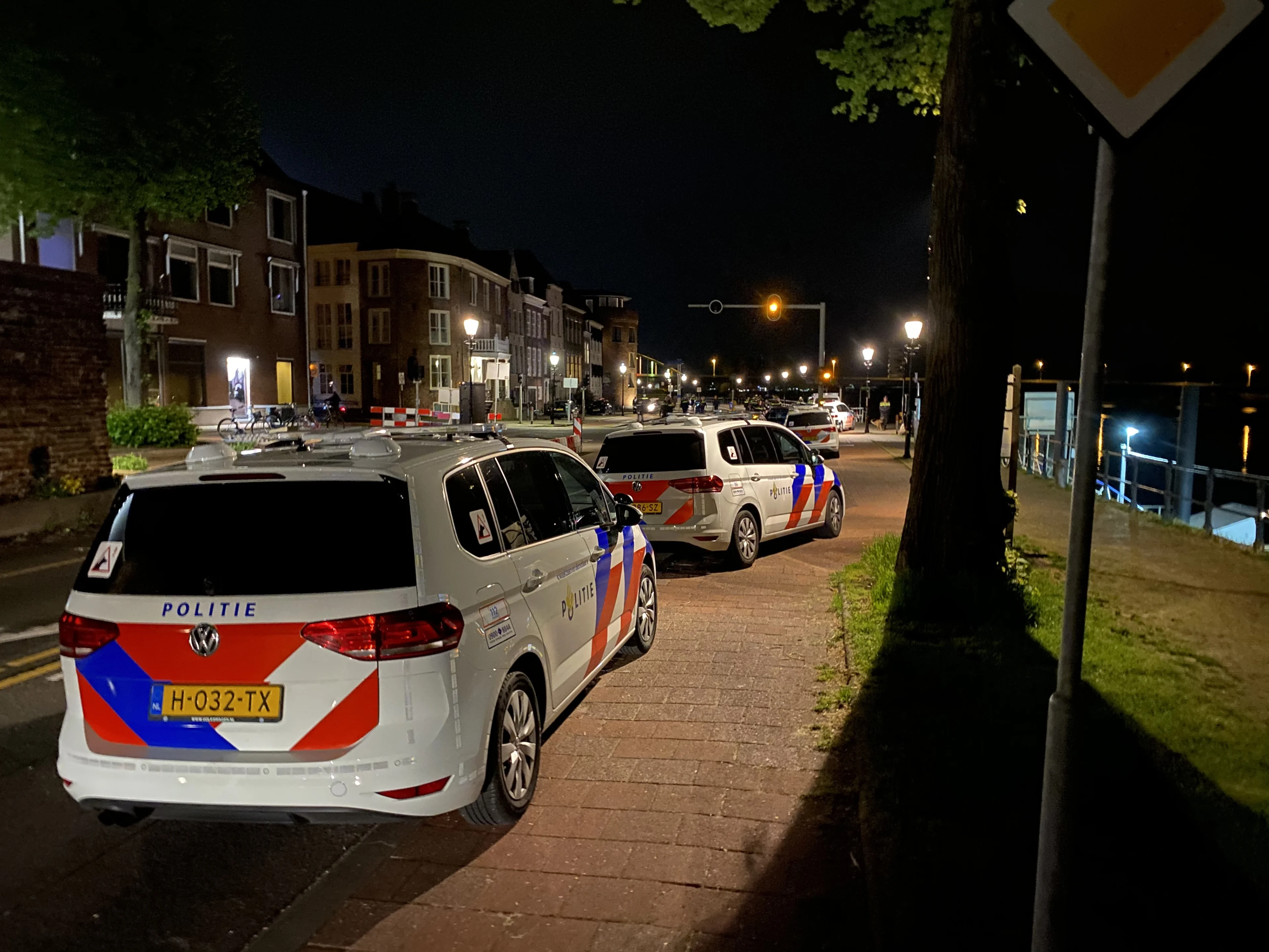 Politie maakt einde aan illegaal feest in Deventer, twee mensen aangehouden