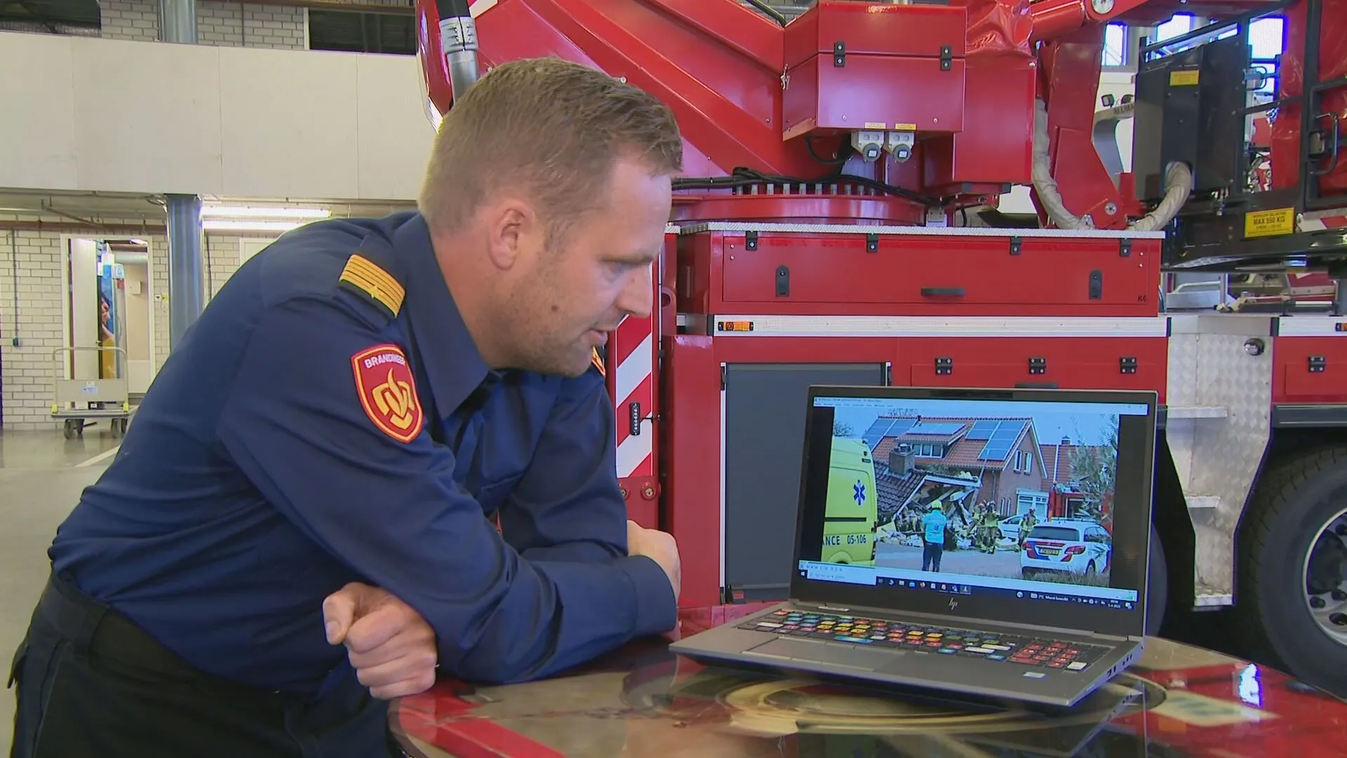 Dit team van reddingswerkers haalde vader uit ingestorte woning Oldenzaal