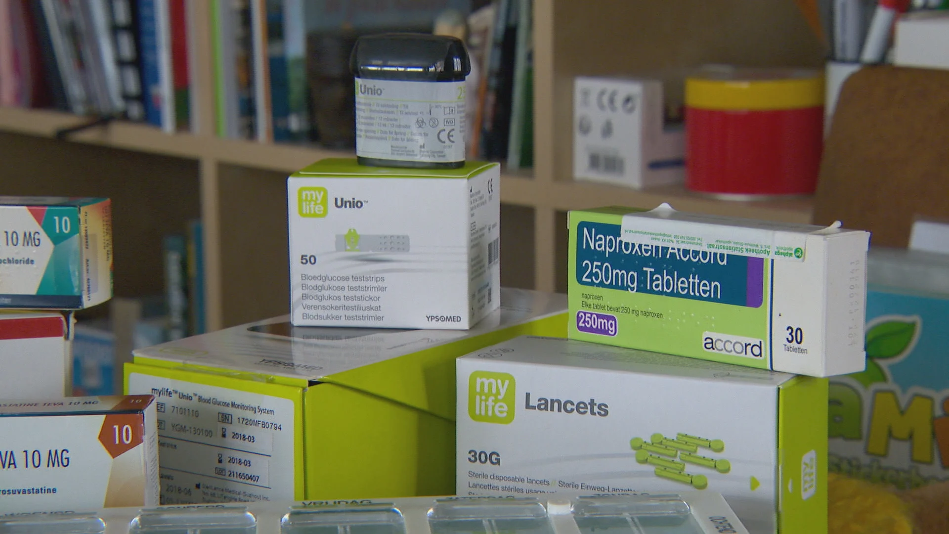 Zes miljoen Nederlanders volgend jaar veel meer kwijt aan medicijnen: 'Ik ga stoppen met mijn behandeling'