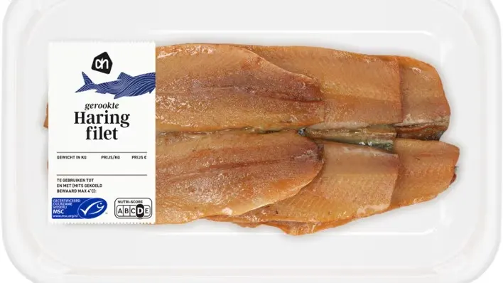 Albert Heijn waarschuwt voor ziekmakende bacterie in gerookte haringfilet