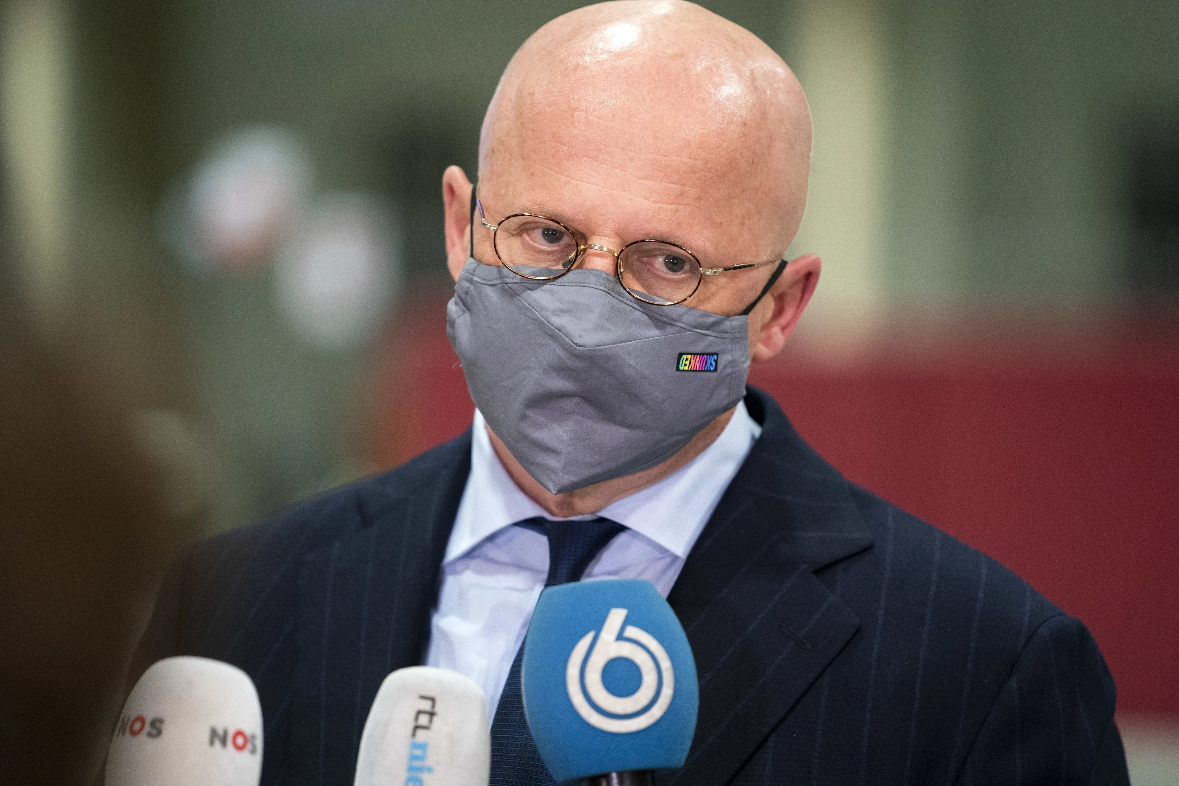 Grapperhaus: politie heeft terecht hard opgetreden tegen relschoppers