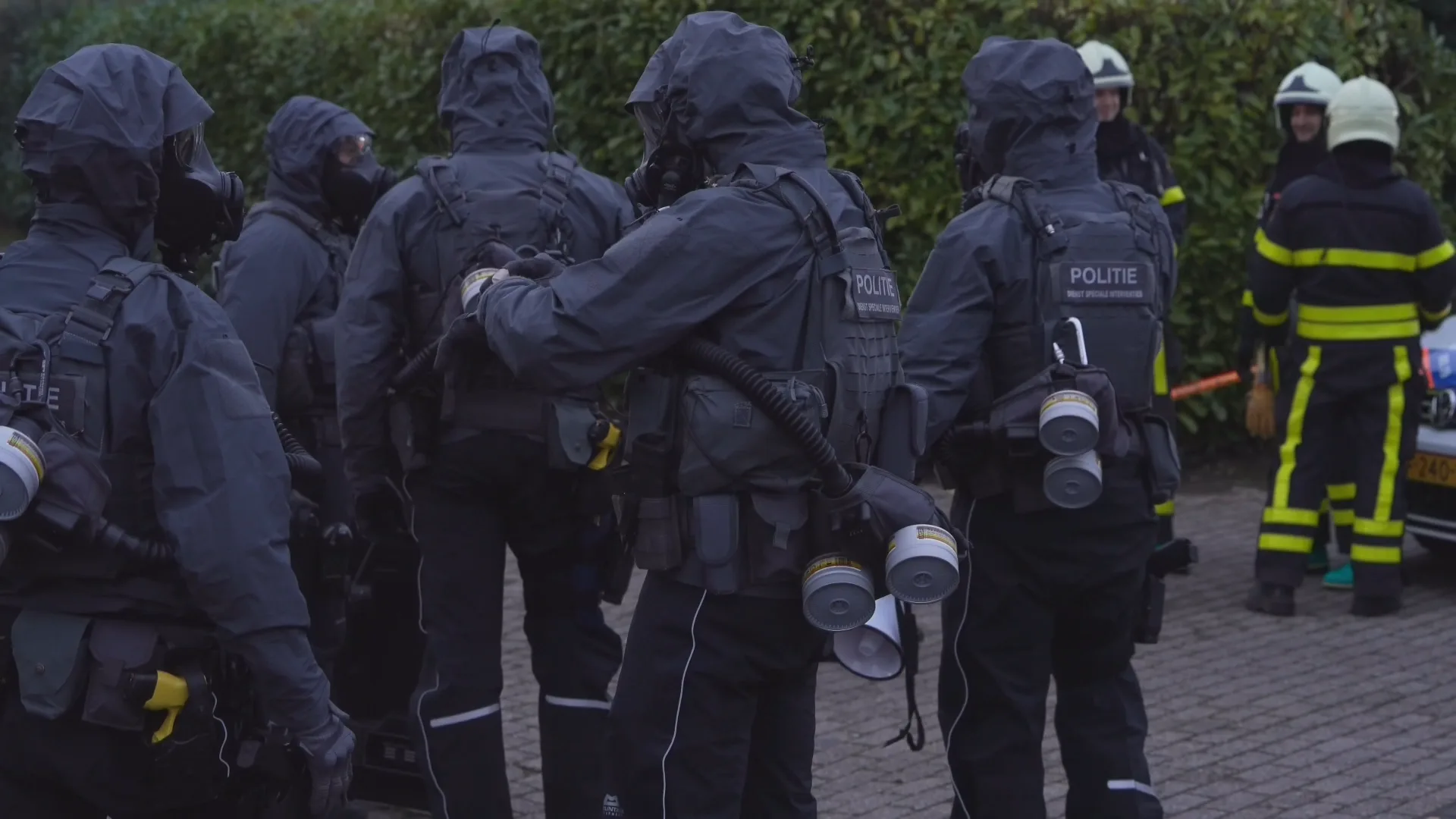 Huizen ontruimd na ontdekking drugslab in Nieuwendijk