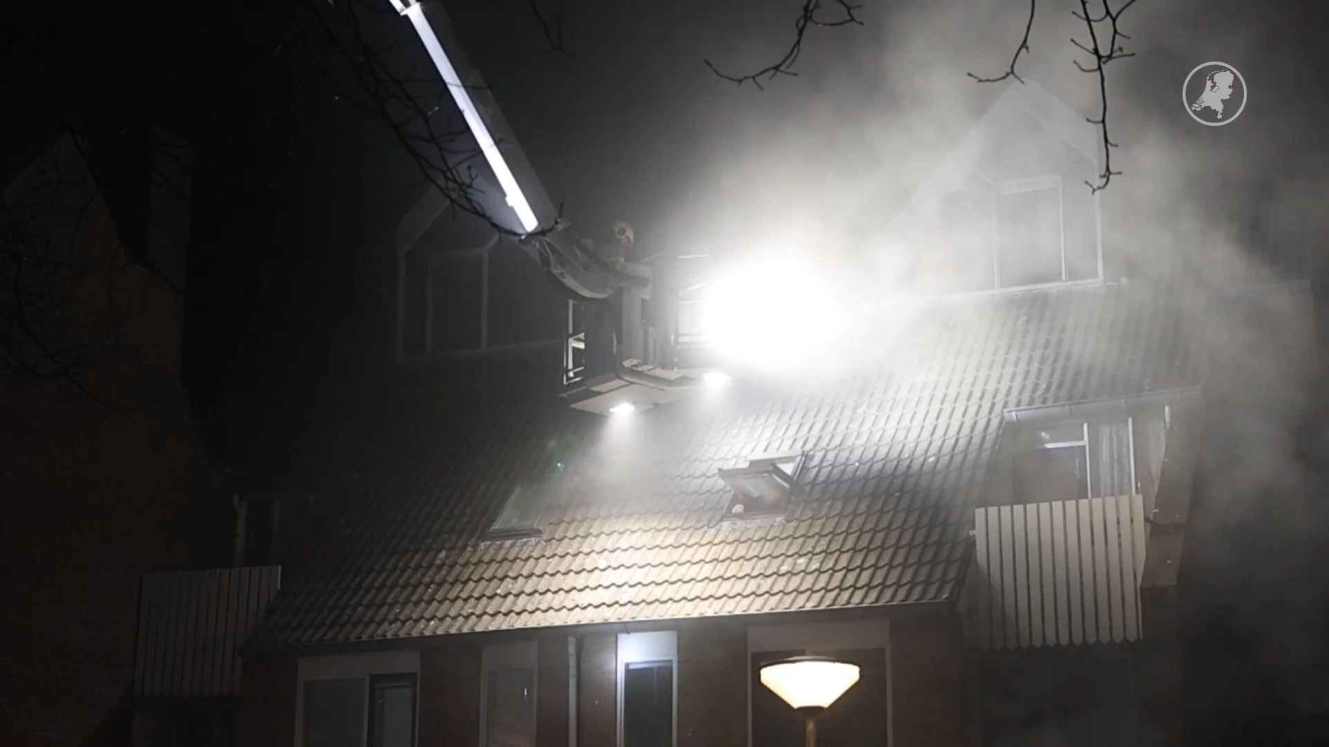 Vrouw uit brandende woning gered in Leeuwarden