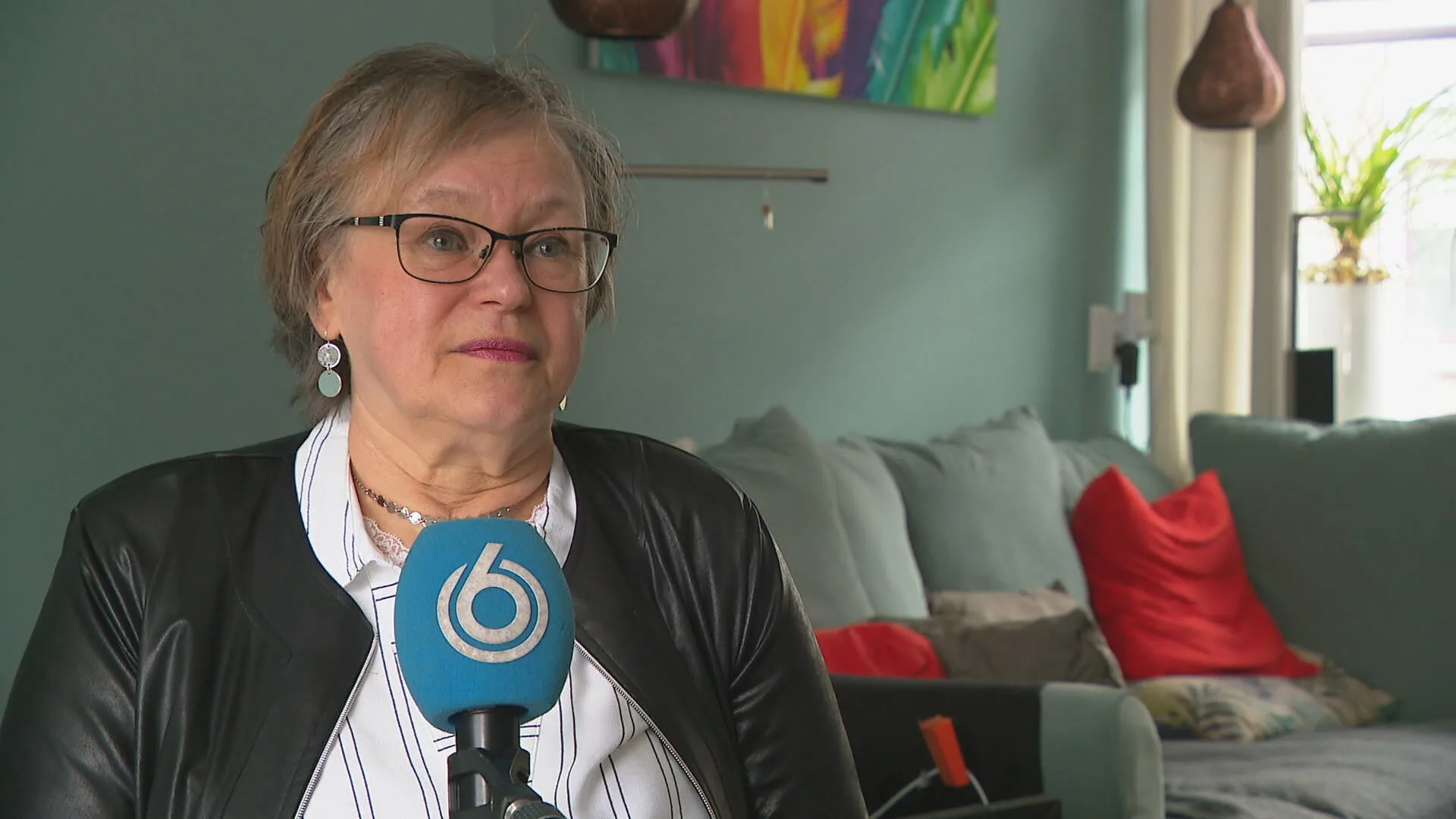 Onzekerheid over AstraZeneca-vaccin zit Gonny (62) niet lekker: 'Ik had al twijfels bij eerste prik'