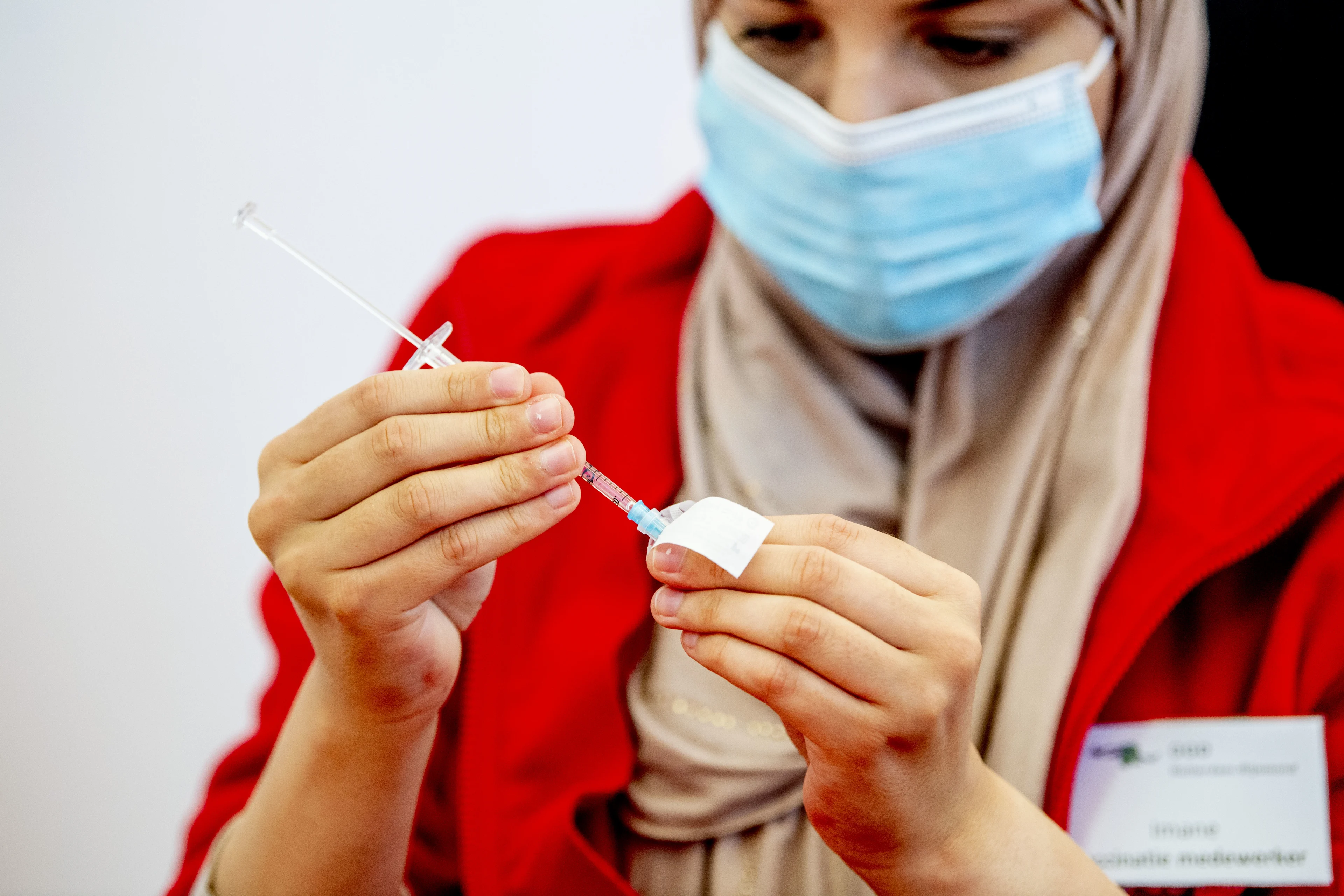 Groot onderzoek naar effect tweede coronaprik na Janssen-vaccin