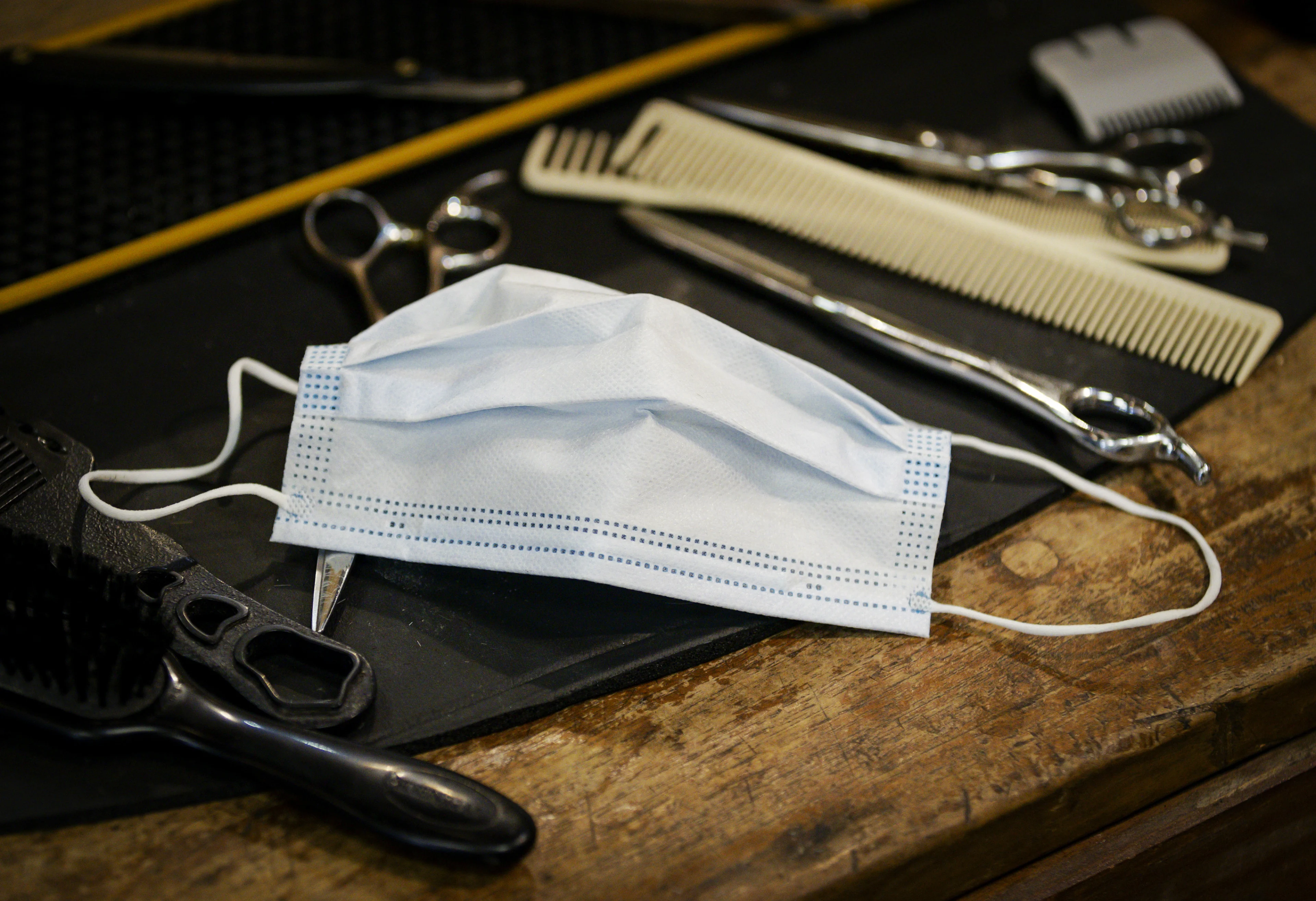 Maldense kapper besmet met corona: 'Ga 10 dagen in quarantaine'