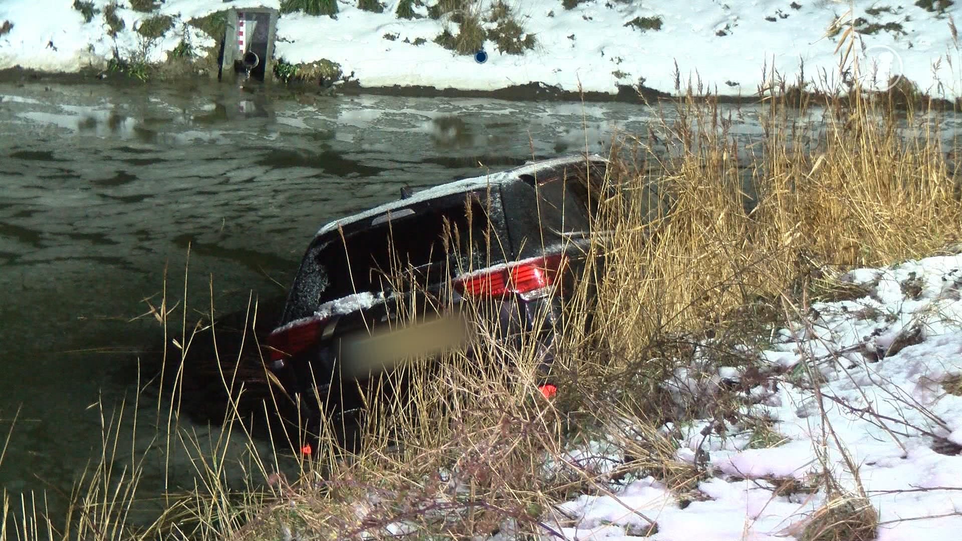 Meerdere ongevallen door het hele land vanwege spekgladde wegen