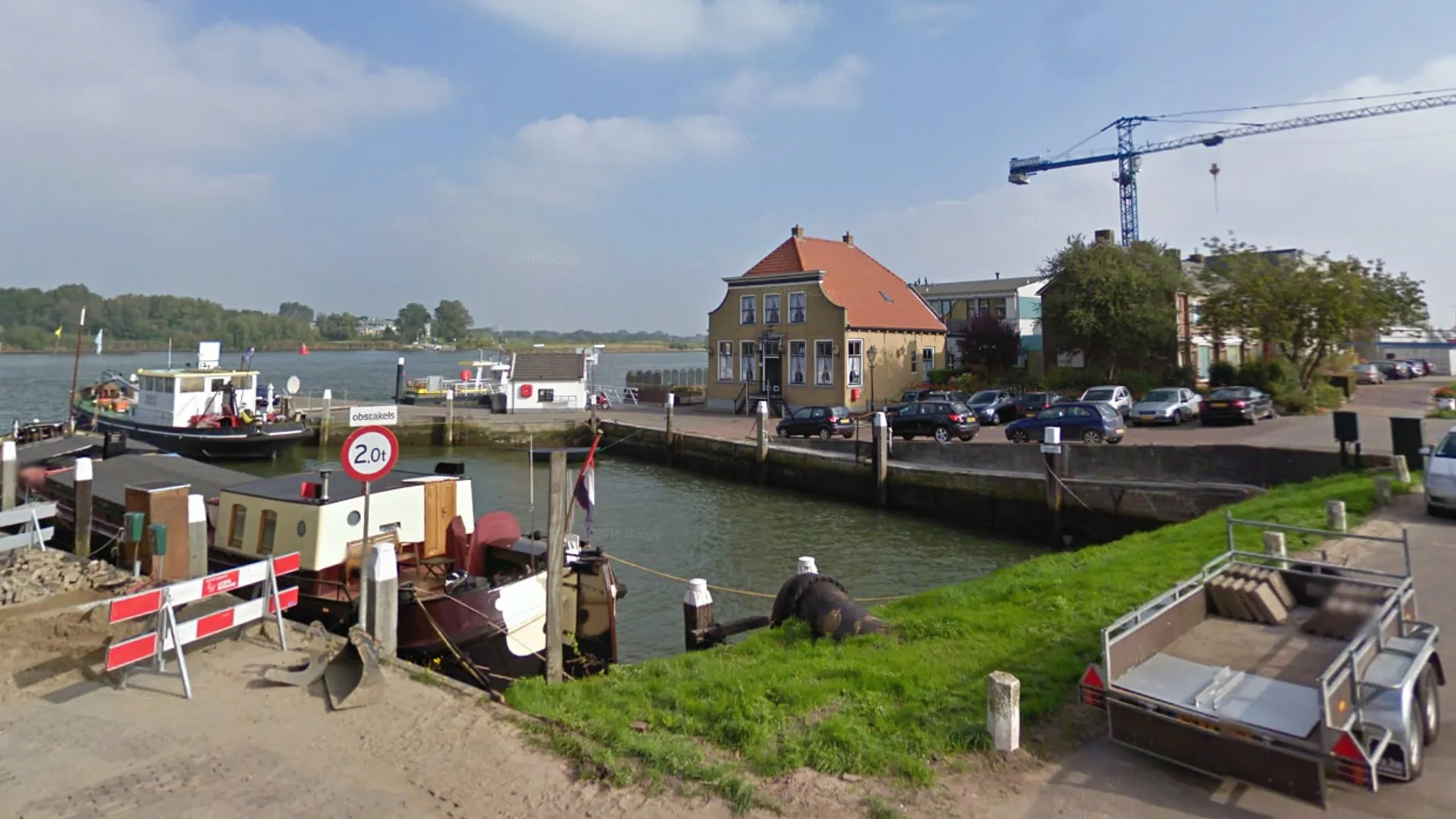 Twee lichamen gevonden na brand in woning Puttershoek: noodlottig ongeval of misdrijf?