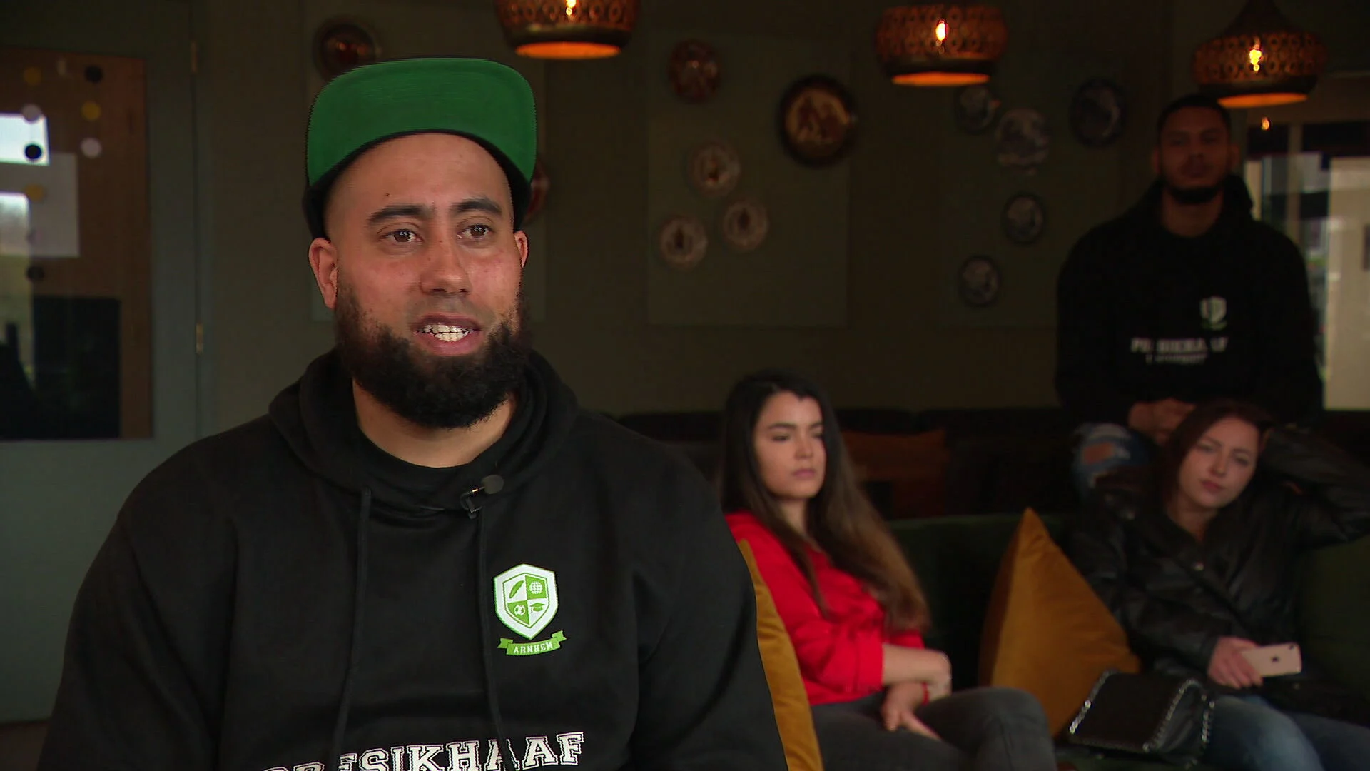 Zorg en welzijn schreeuwt om 20.000 extra handen: 'Het verschil dat je maakt is groot'