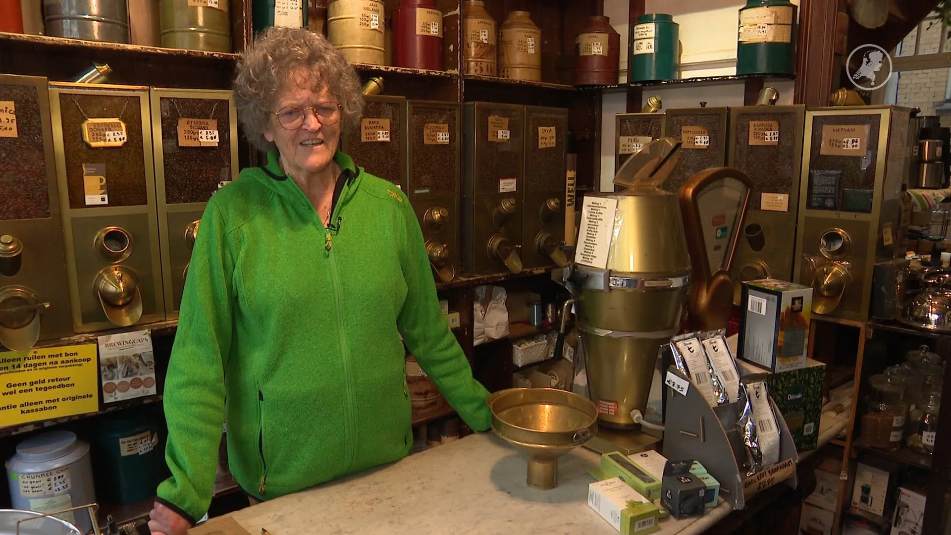 Historische theewinkel na 383 jaar ten onder aan bizarre huurverhoging: 'Dit mag niet stuk'