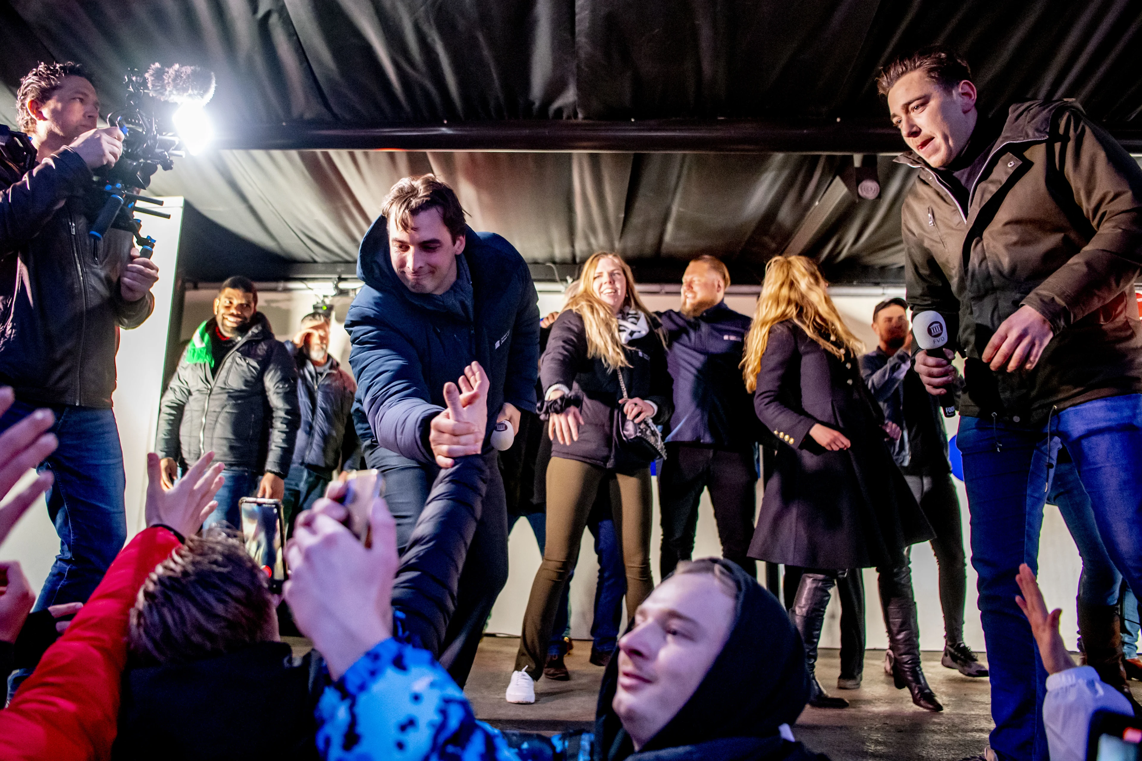 Onderzoek naar mogelijk overtreden coronaregels door Baudet