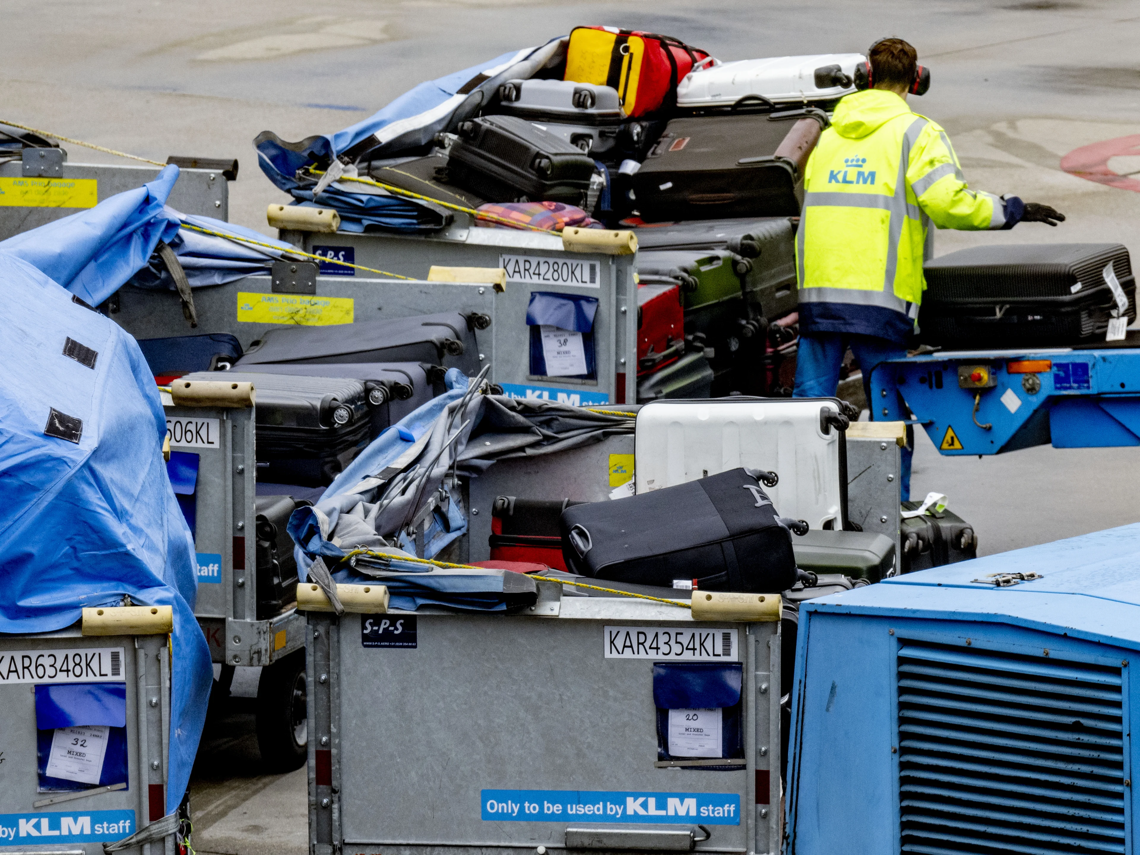KLM schrapt weer tientallen vluchten door staking grondpersoneel
