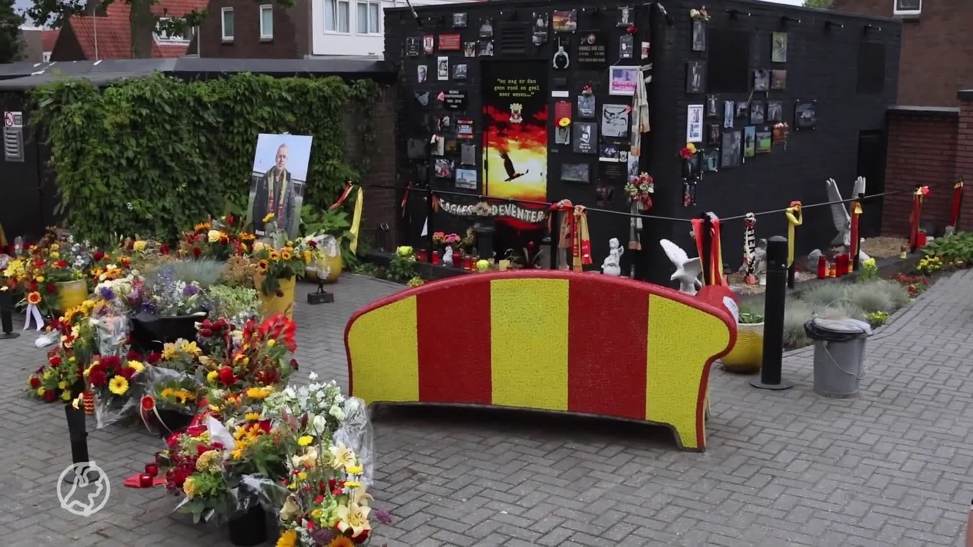 Lange rijen bij stadion voor afscheid plotseling overleden eigenaar Go Ahead Eagles