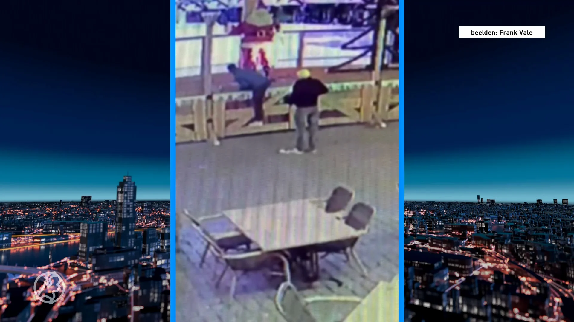 Onbekende onverlaten slopen kerstman van 1800 euro in Bergen op Zoom