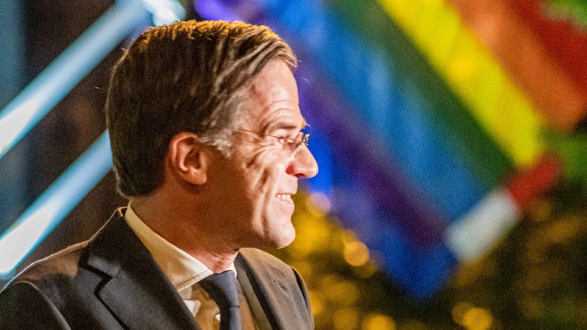 Rutte na EU-top: Orbán ongekend stevig aangesproken op anti-lhbtiwet