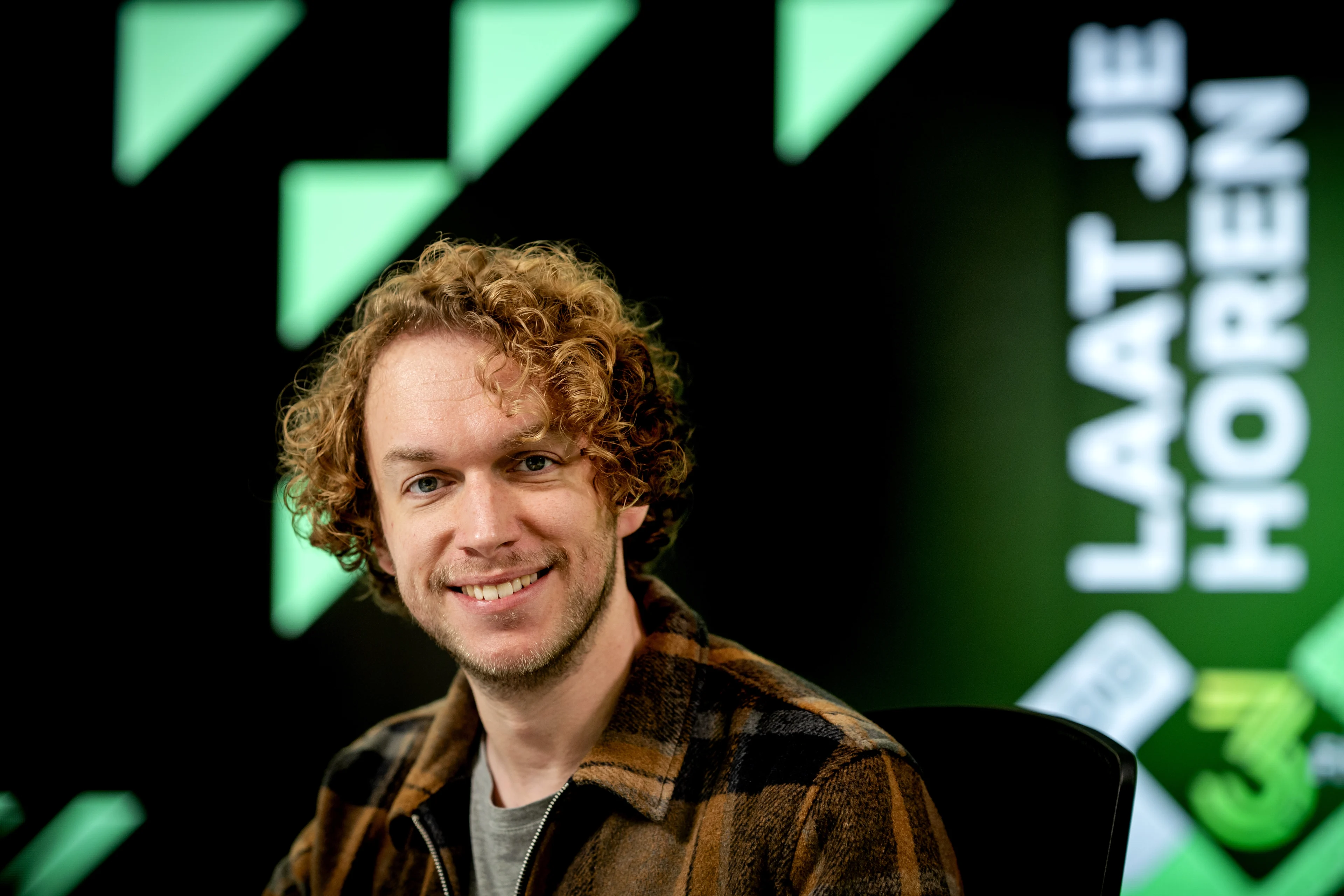 3FM-dj ontkent versturen pikant filmpje naar 13-jarig meisje: 'Doe eens effe heel gauw normaal'