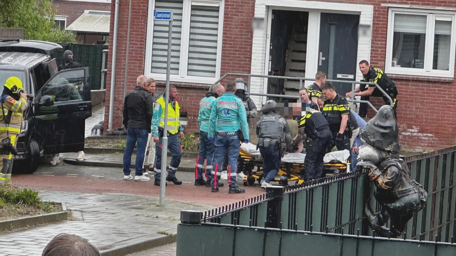 Arrestatieteam houdt verdachte aan bij dreigende situatie in woning Kerkrade