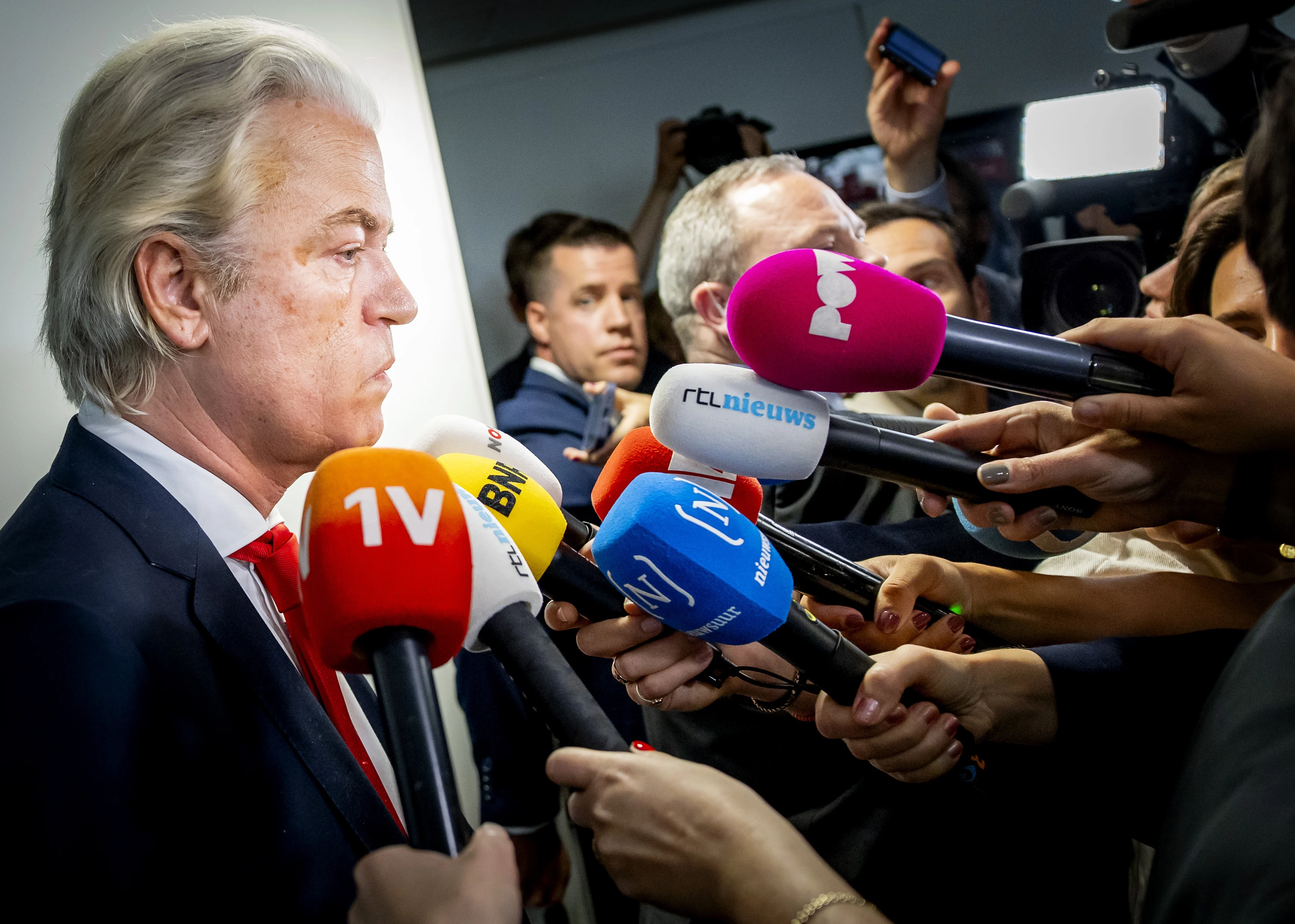 NU LIVE: Tweede Kamer debatteert over kabinetsval