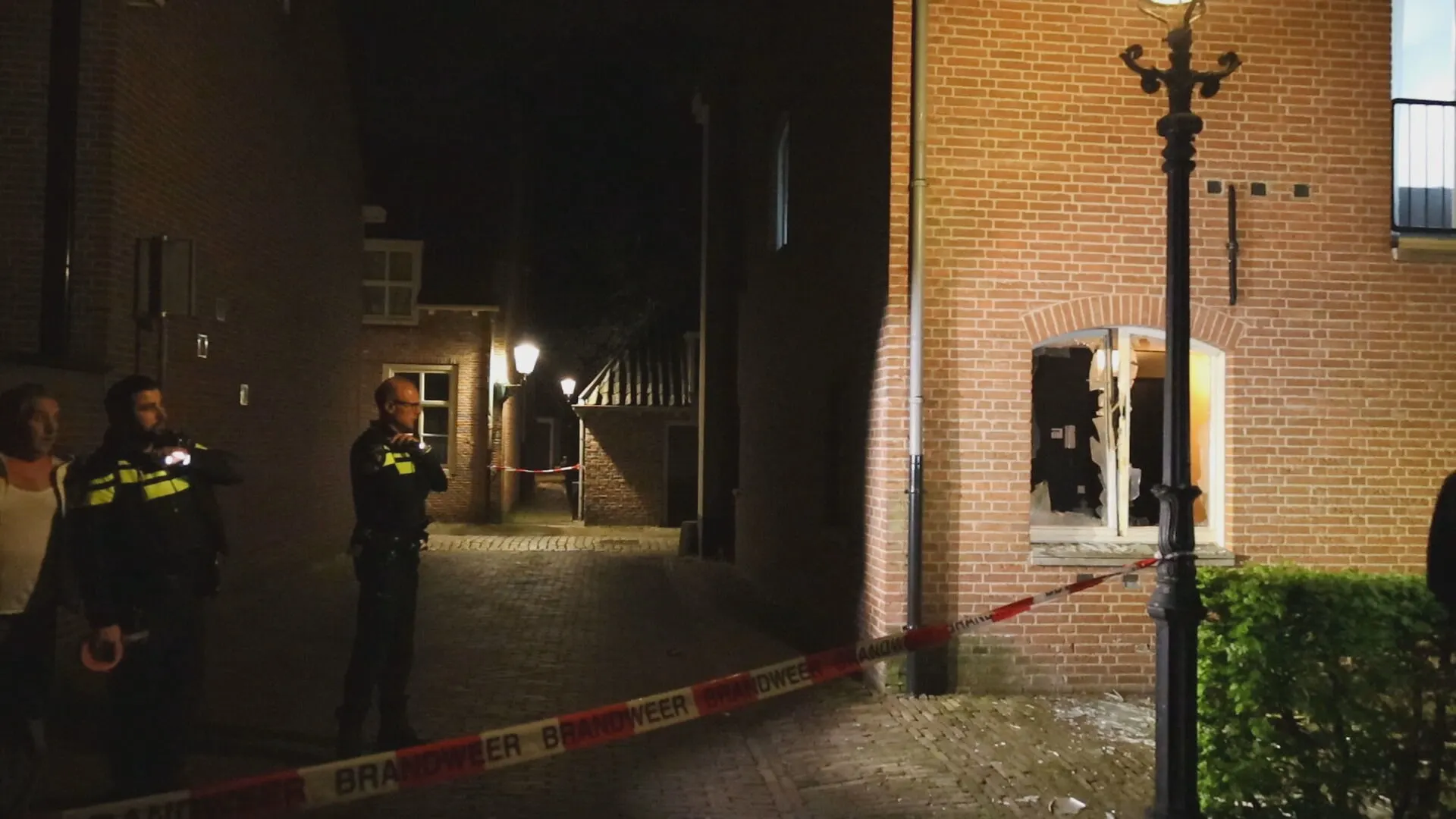 Ravage bij woning in Heusden na een ontploffing met waarschijnlijk vuurwerk