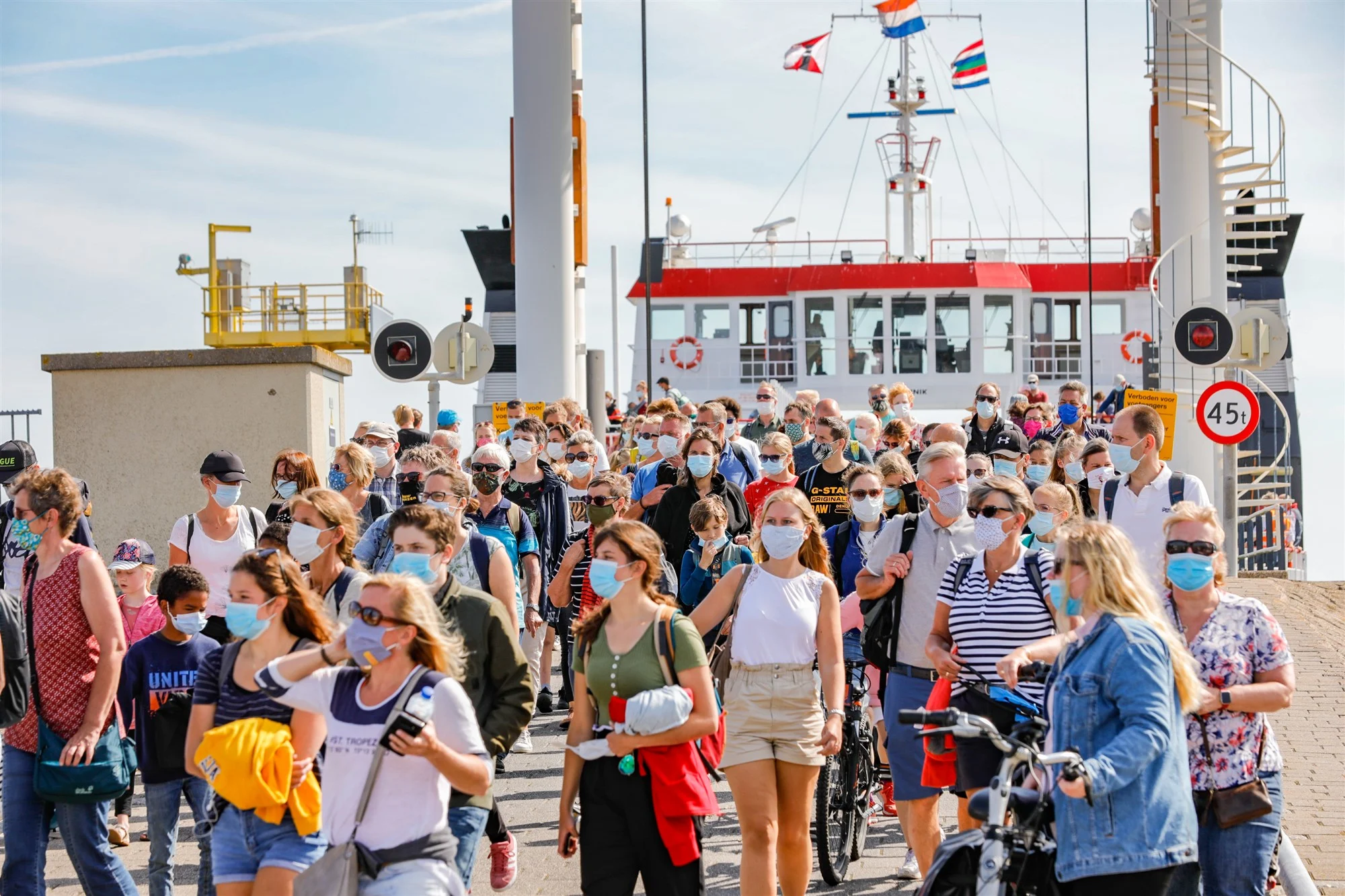 Helft meer besmettingen met coronavirus geconstateerd