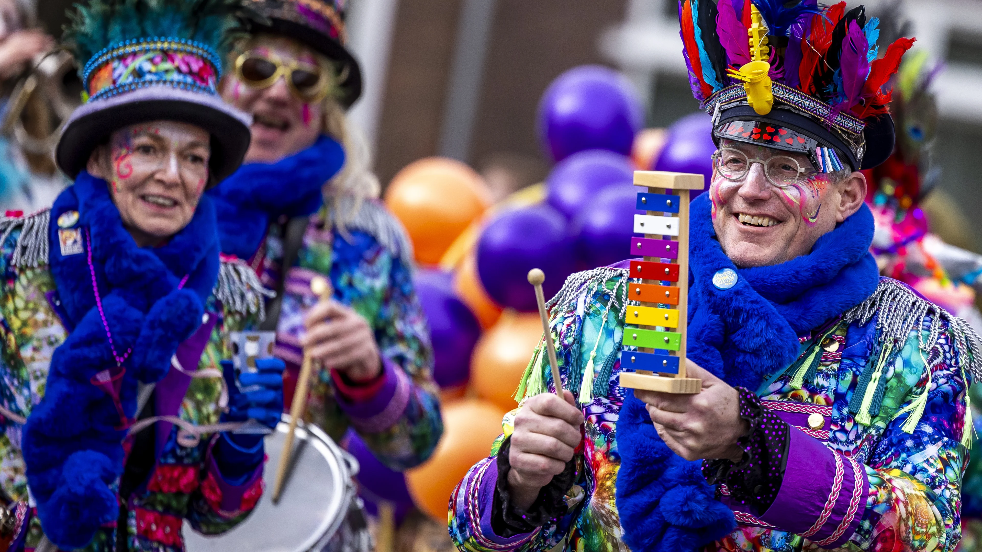 Wanneer, waar en hoe laat zijn de carnavalsoptochten deze en volgende week?